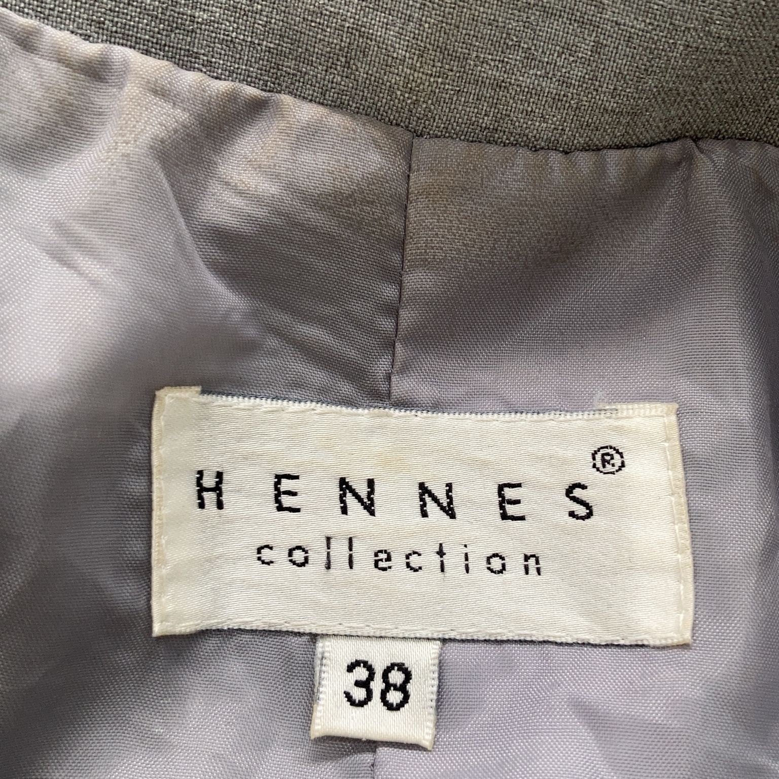 Hennes Collection