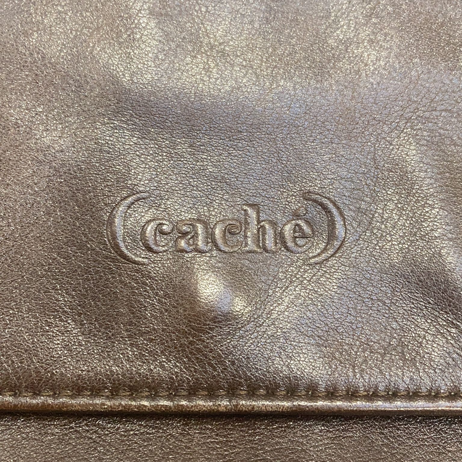 Cachè