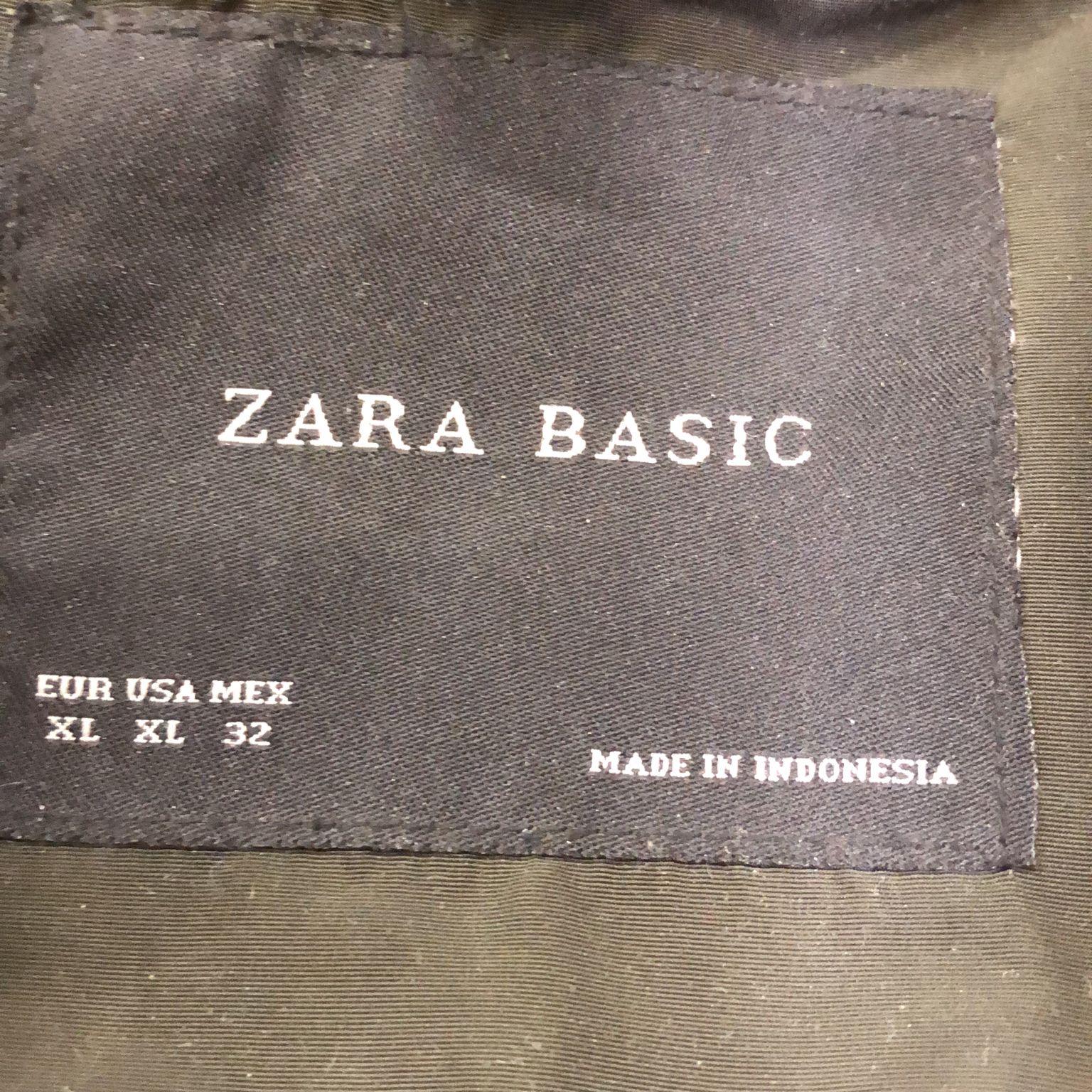 Zara Basic