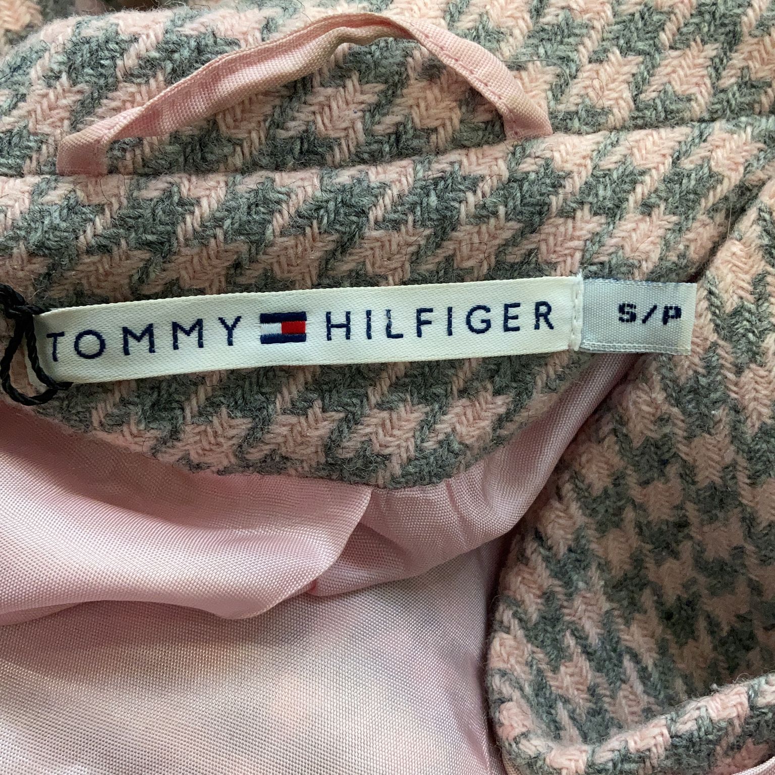 Tommy Hilfiger