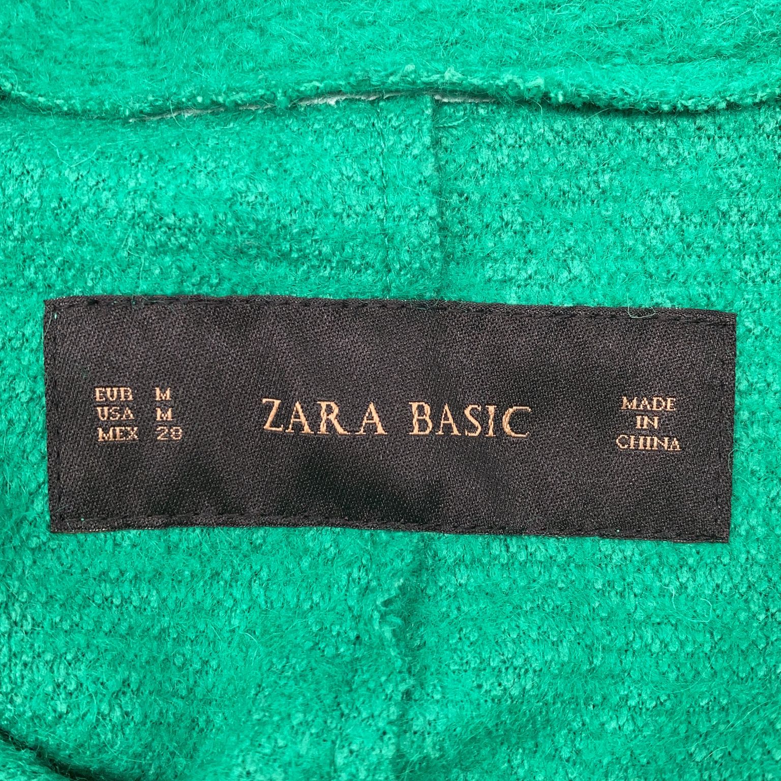 Zara Basic