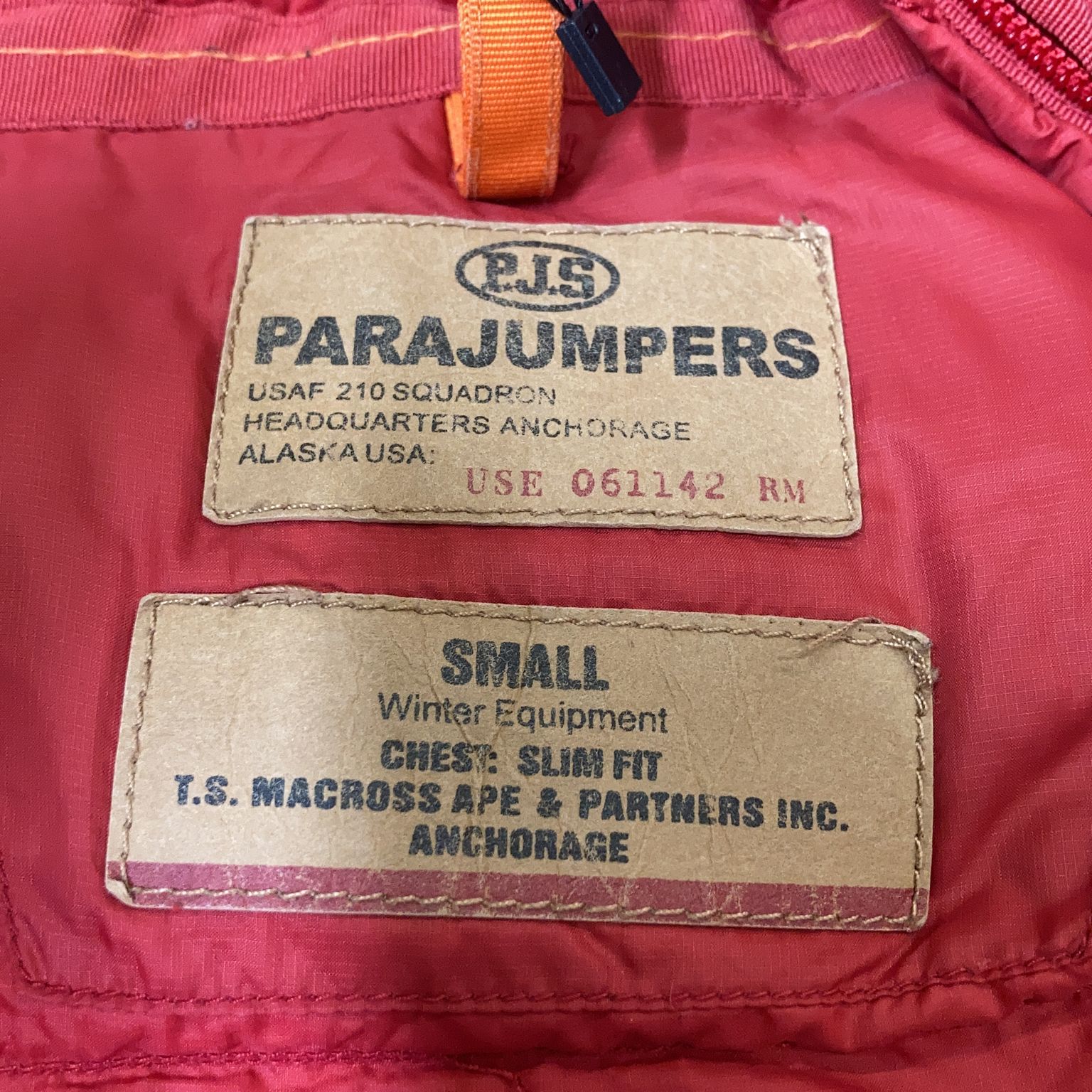 Parajumpers