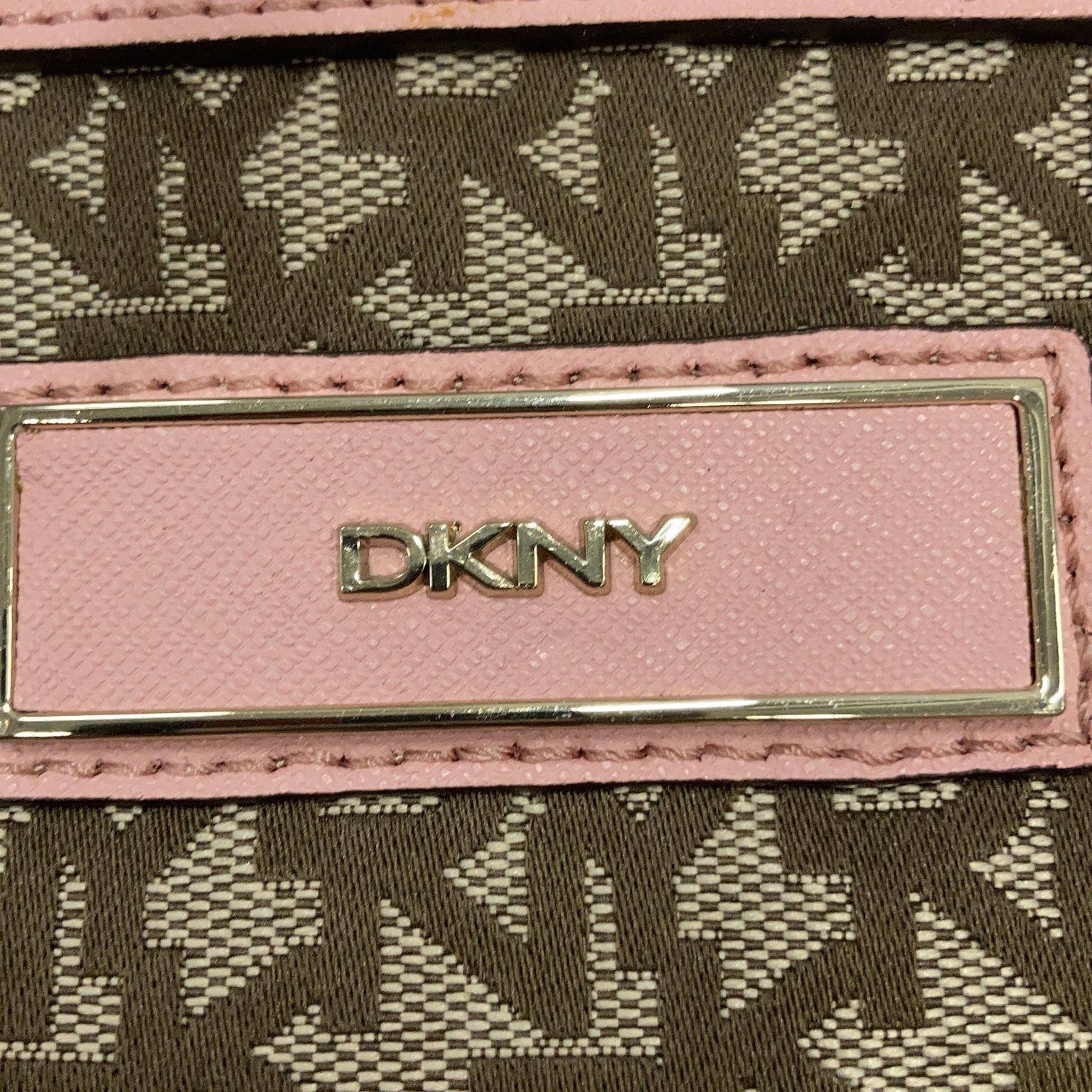 DKNY