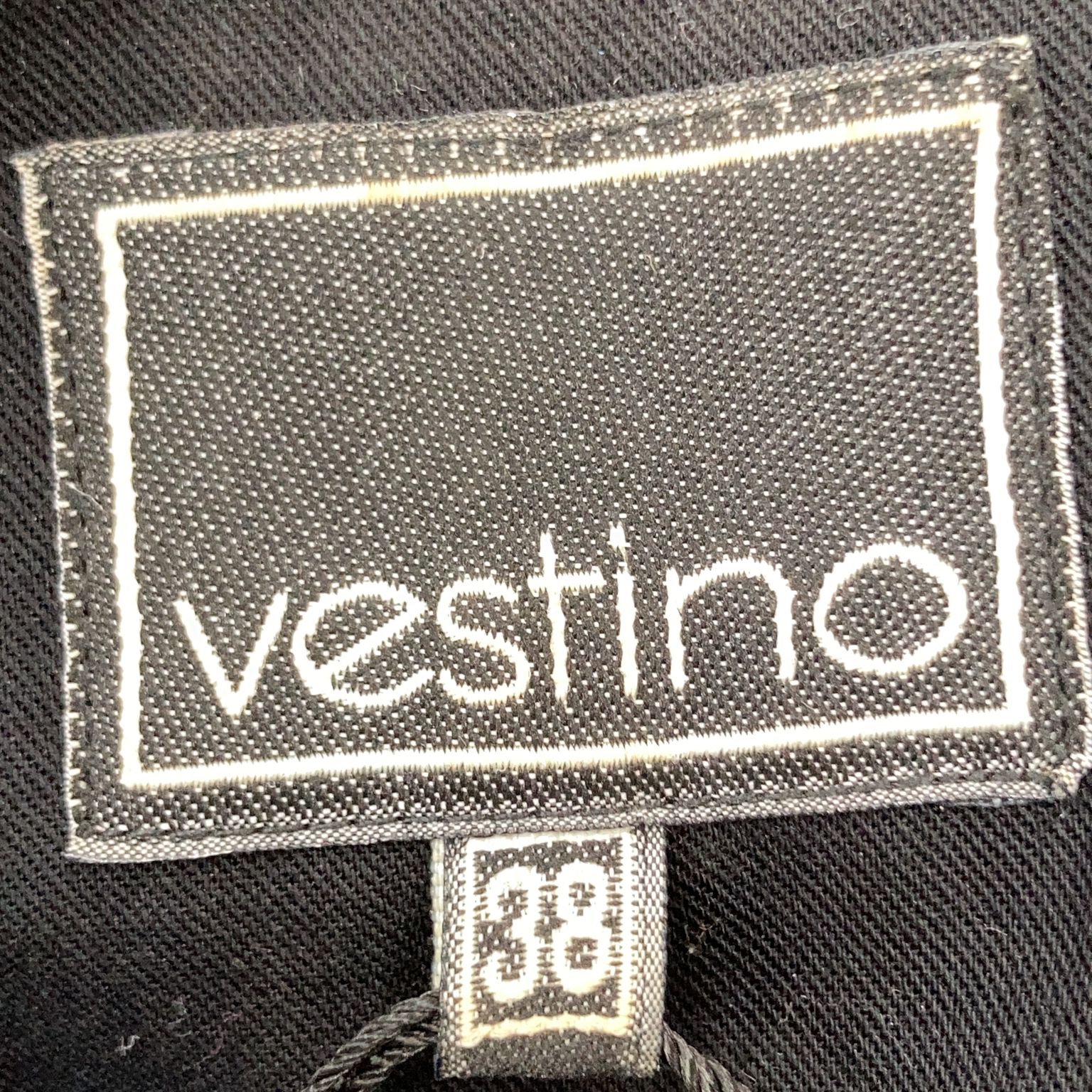 Vestino