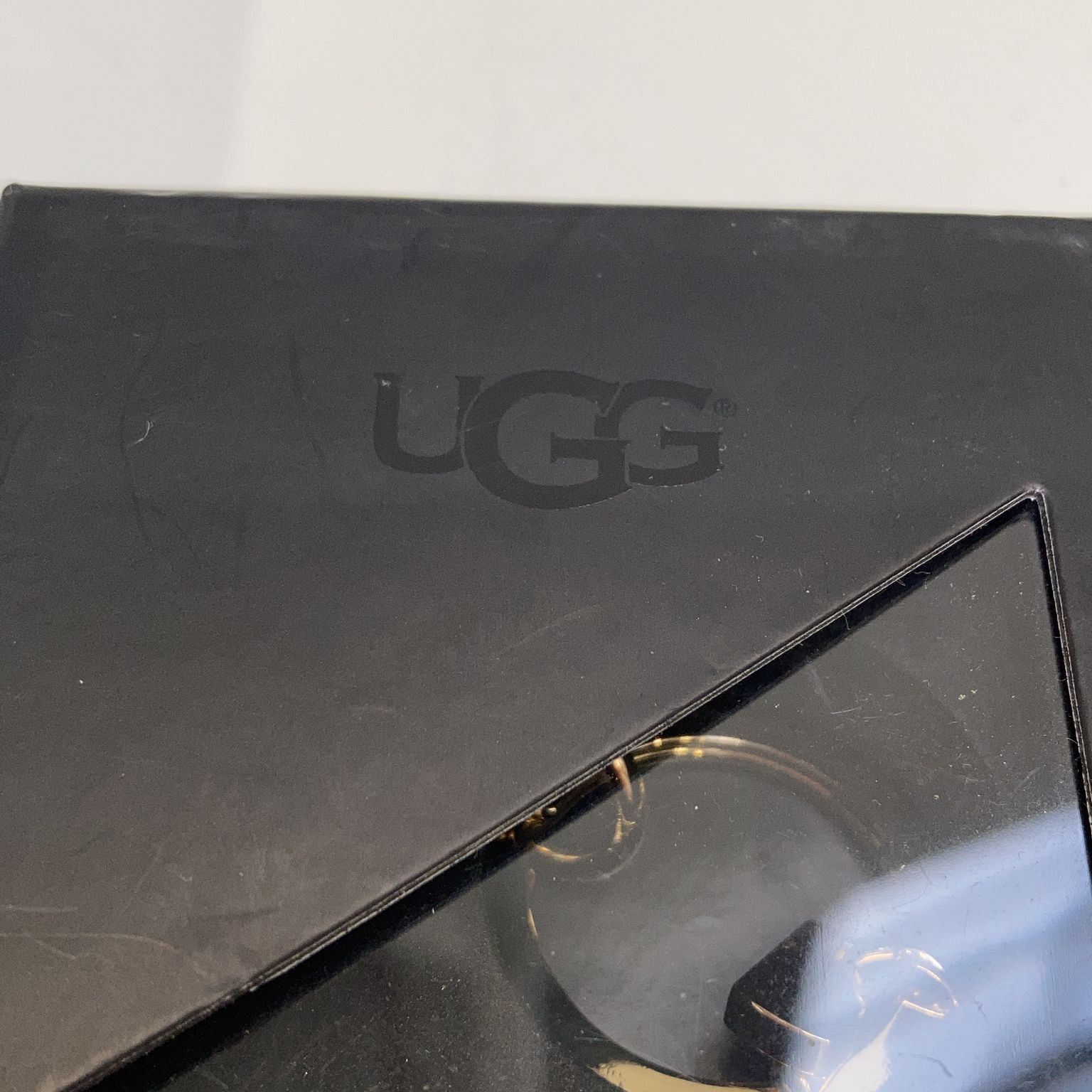 UGG