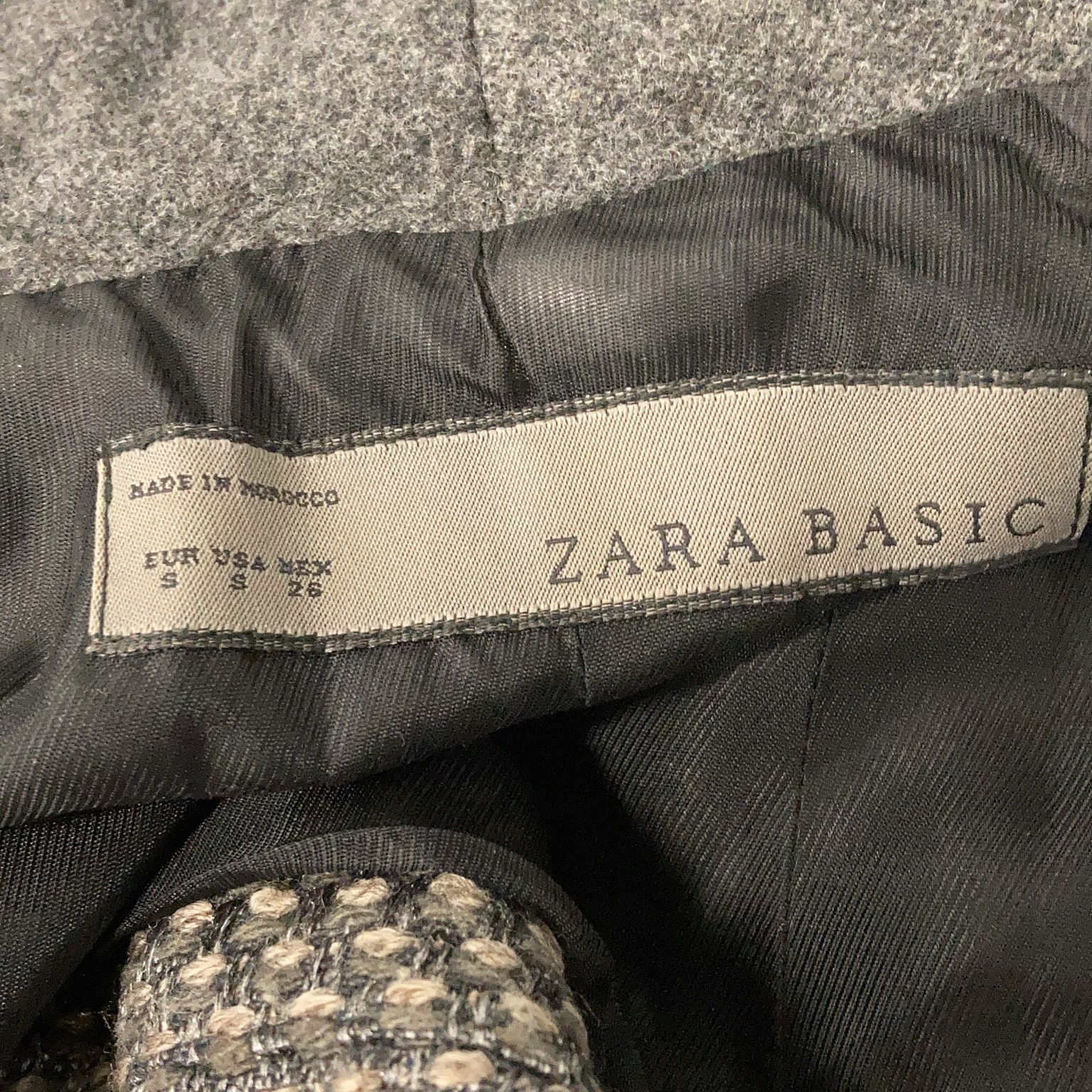 Zara Basic