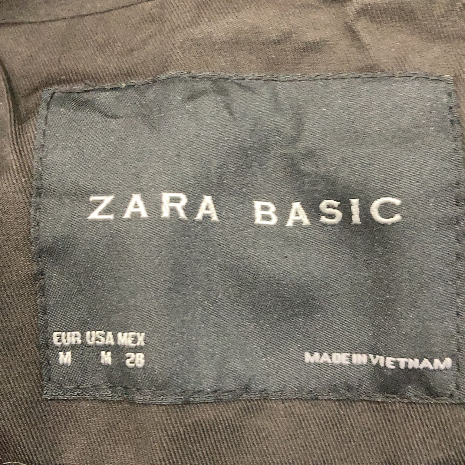 Zara Basic