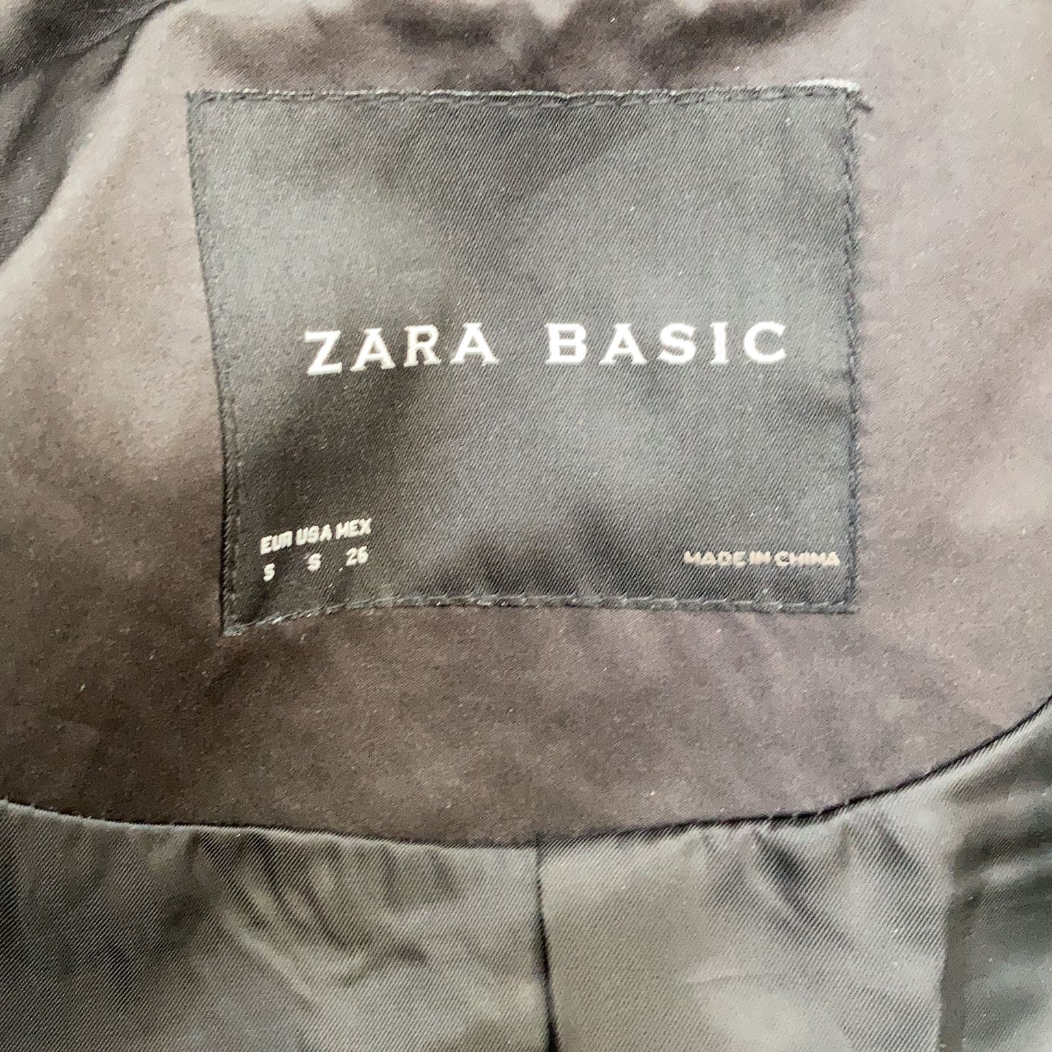 Zara Basic