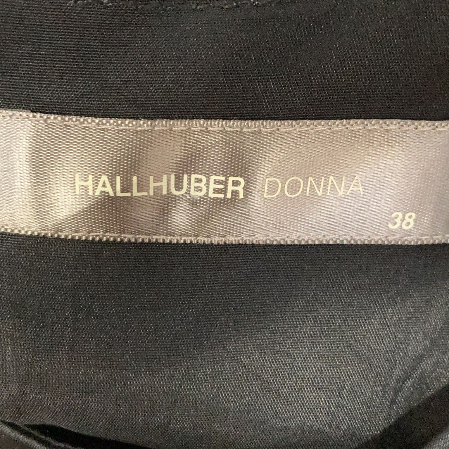 Hallhuber Donna