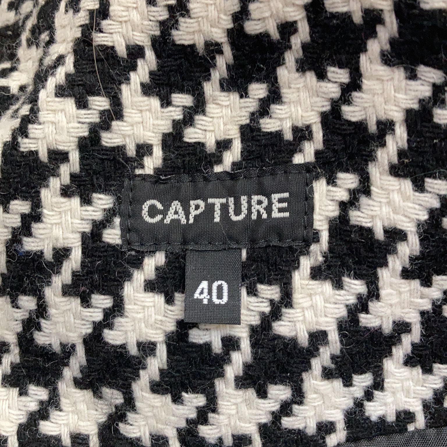 Capture