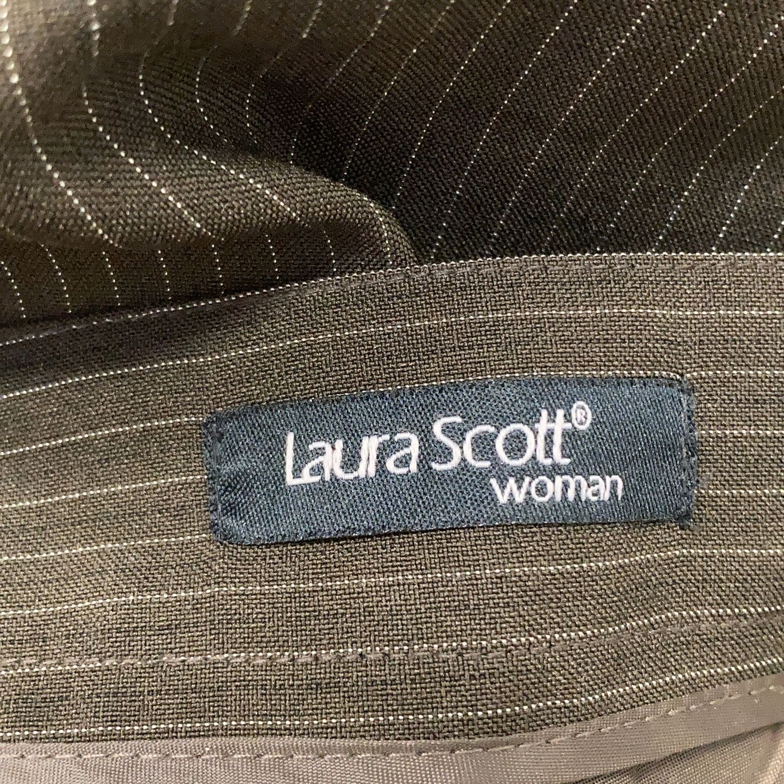 Laura Scott