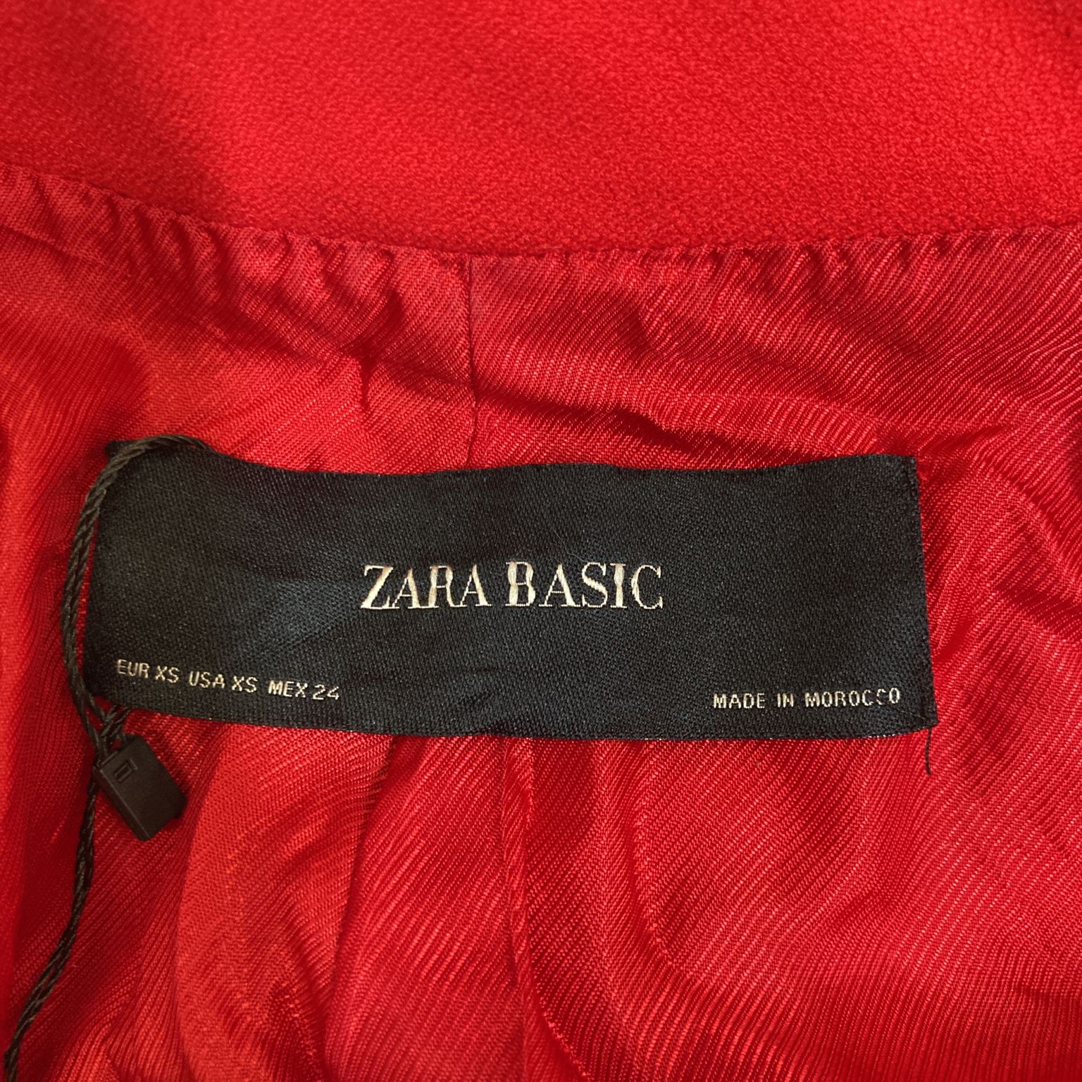 Zara Basic