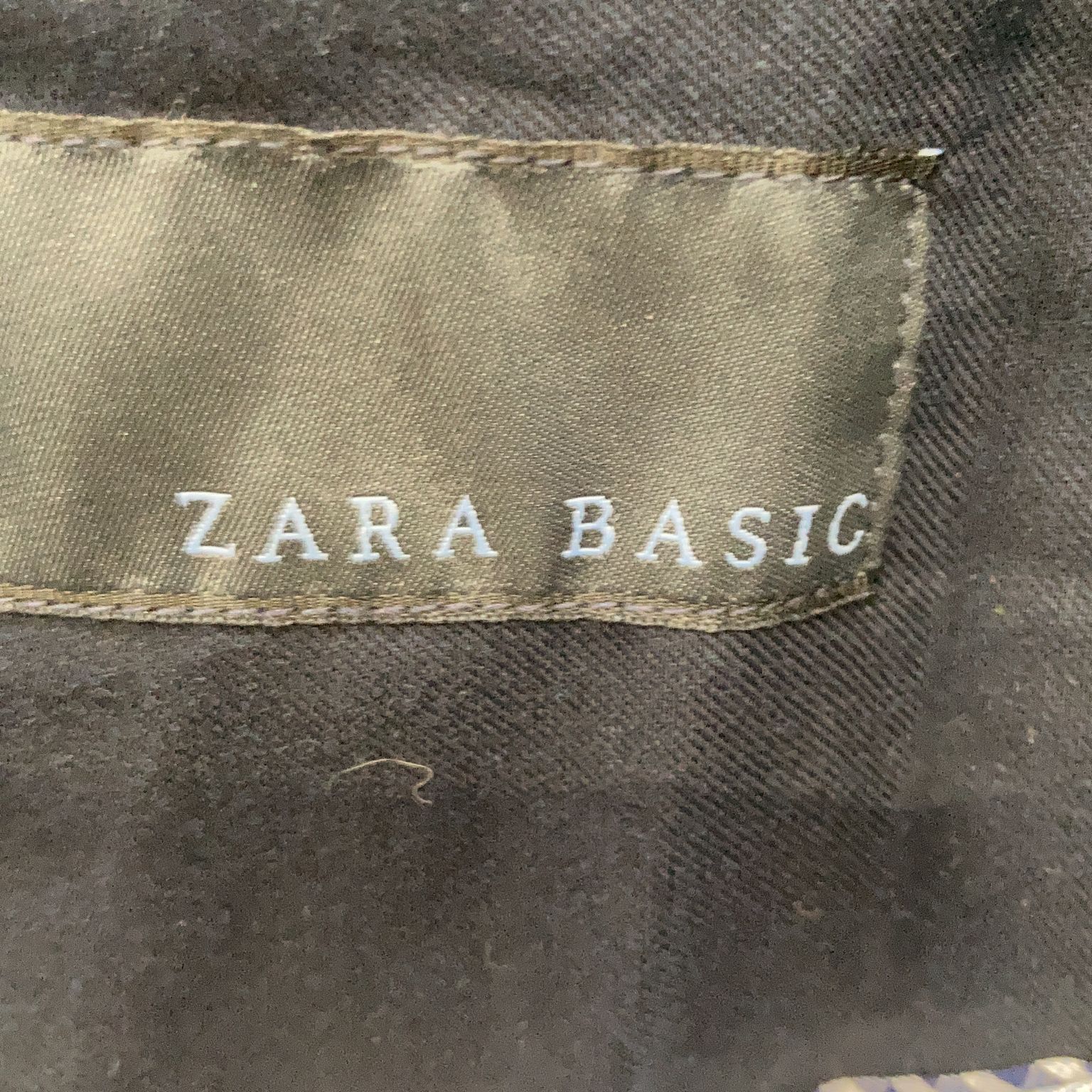 Zara Basic