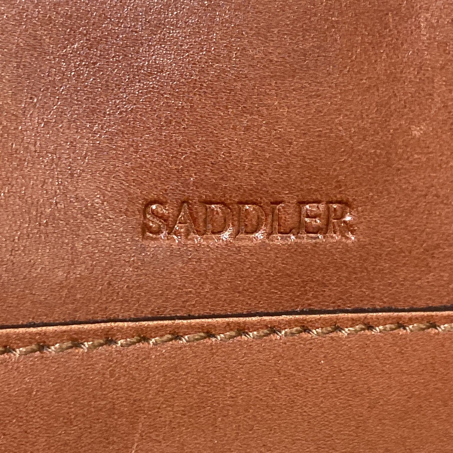 Saddler