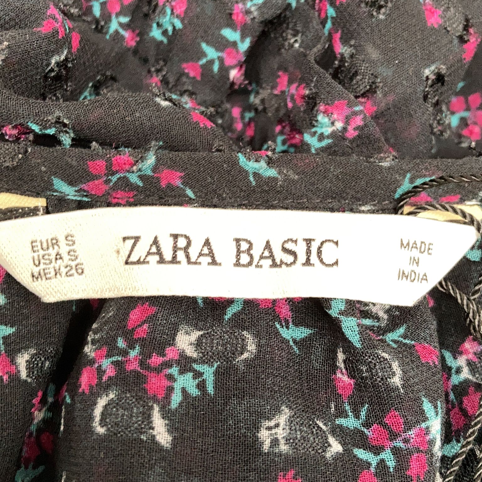 Zara Basic