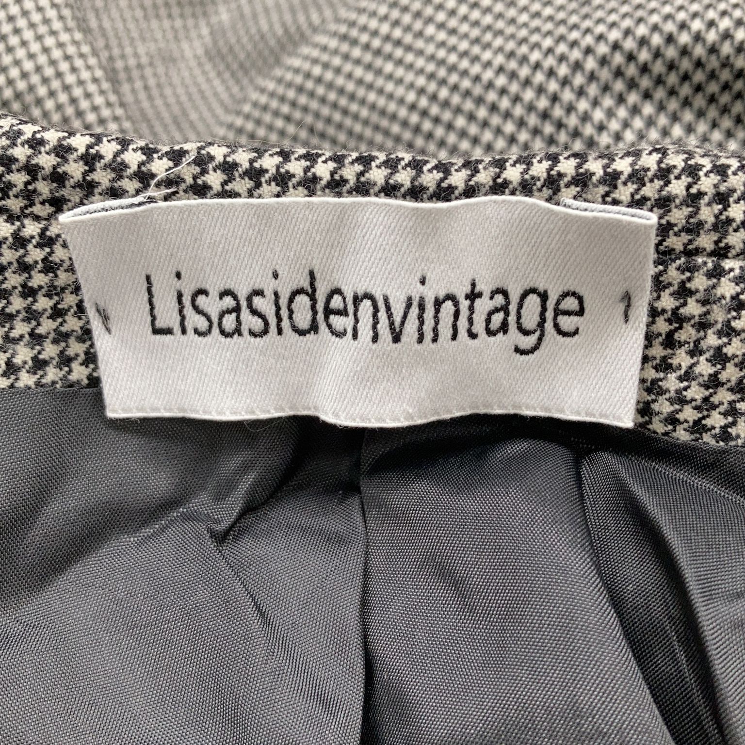 Lisasidenvintage