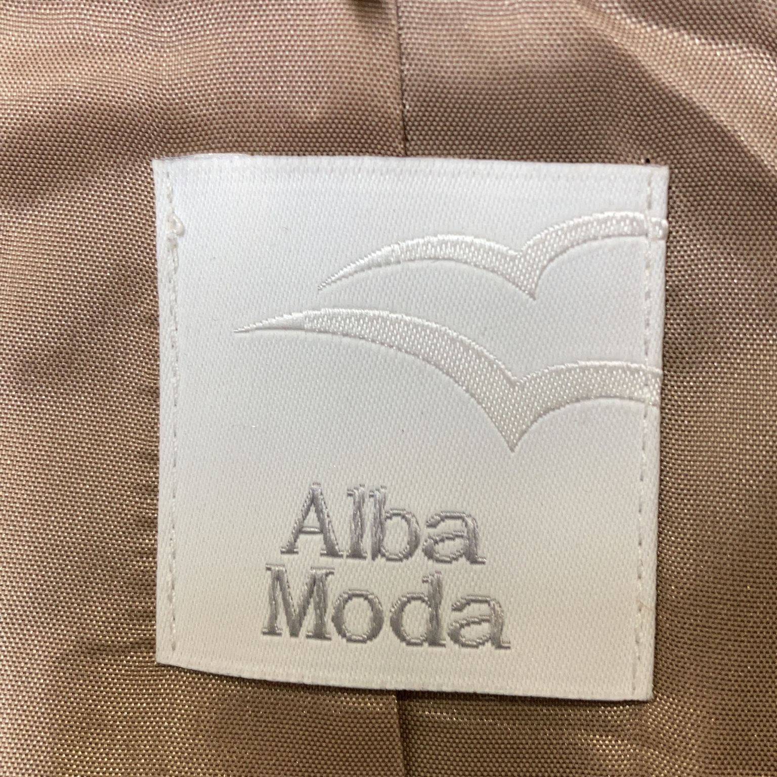 Alba Moda