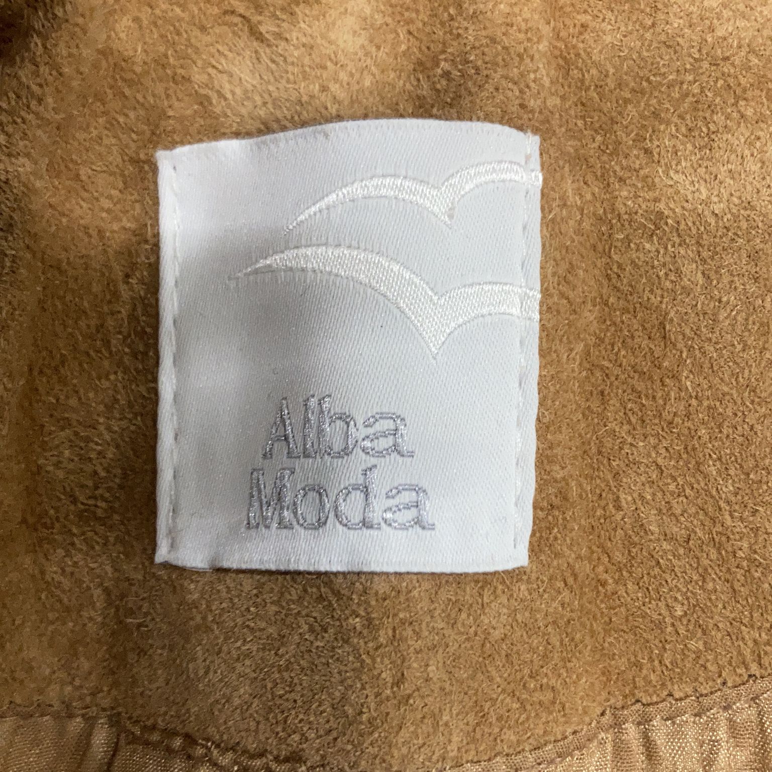 Alba Moda