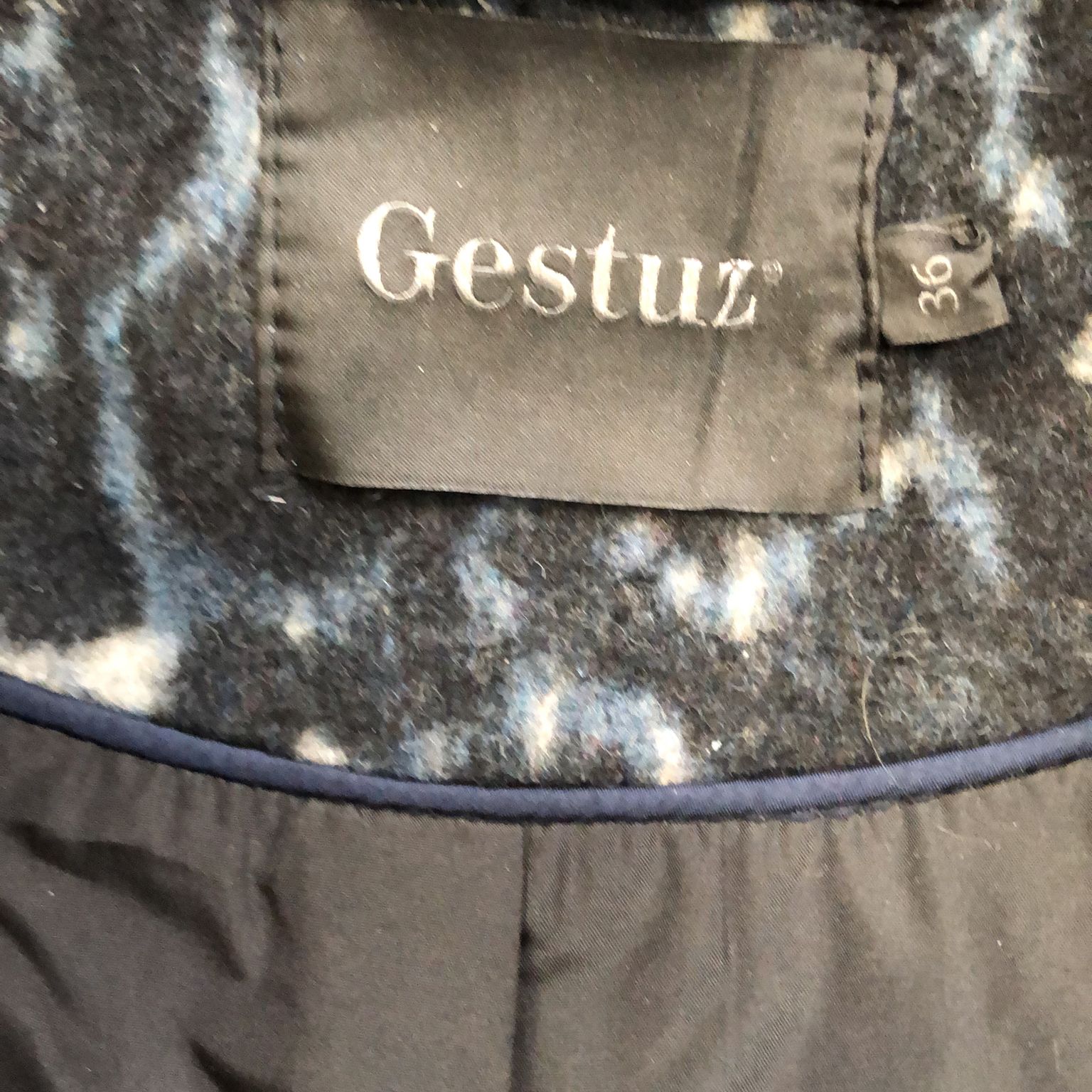 Gestuz