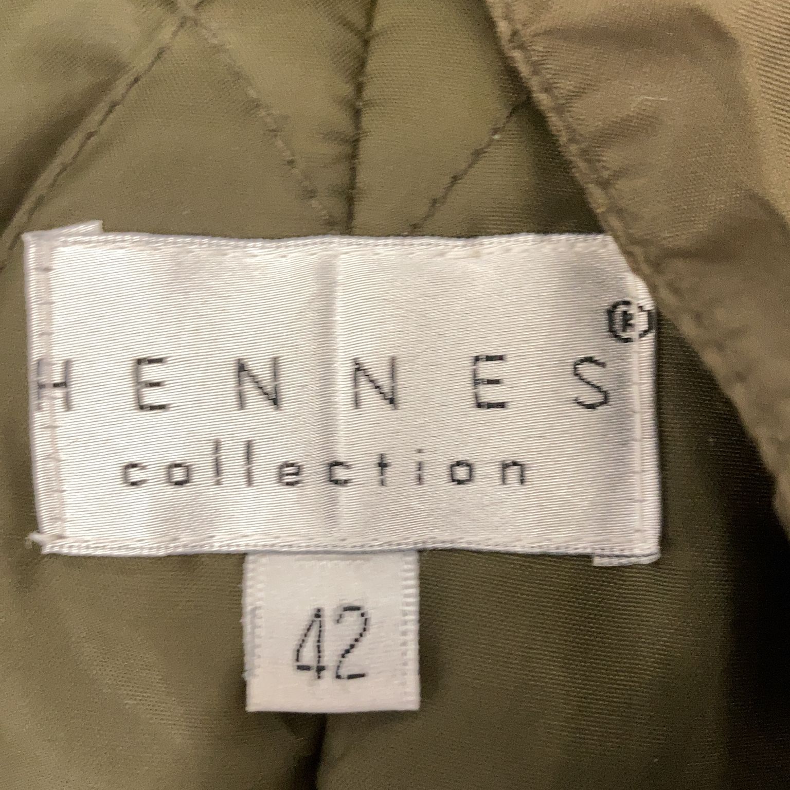 Hennes Collection