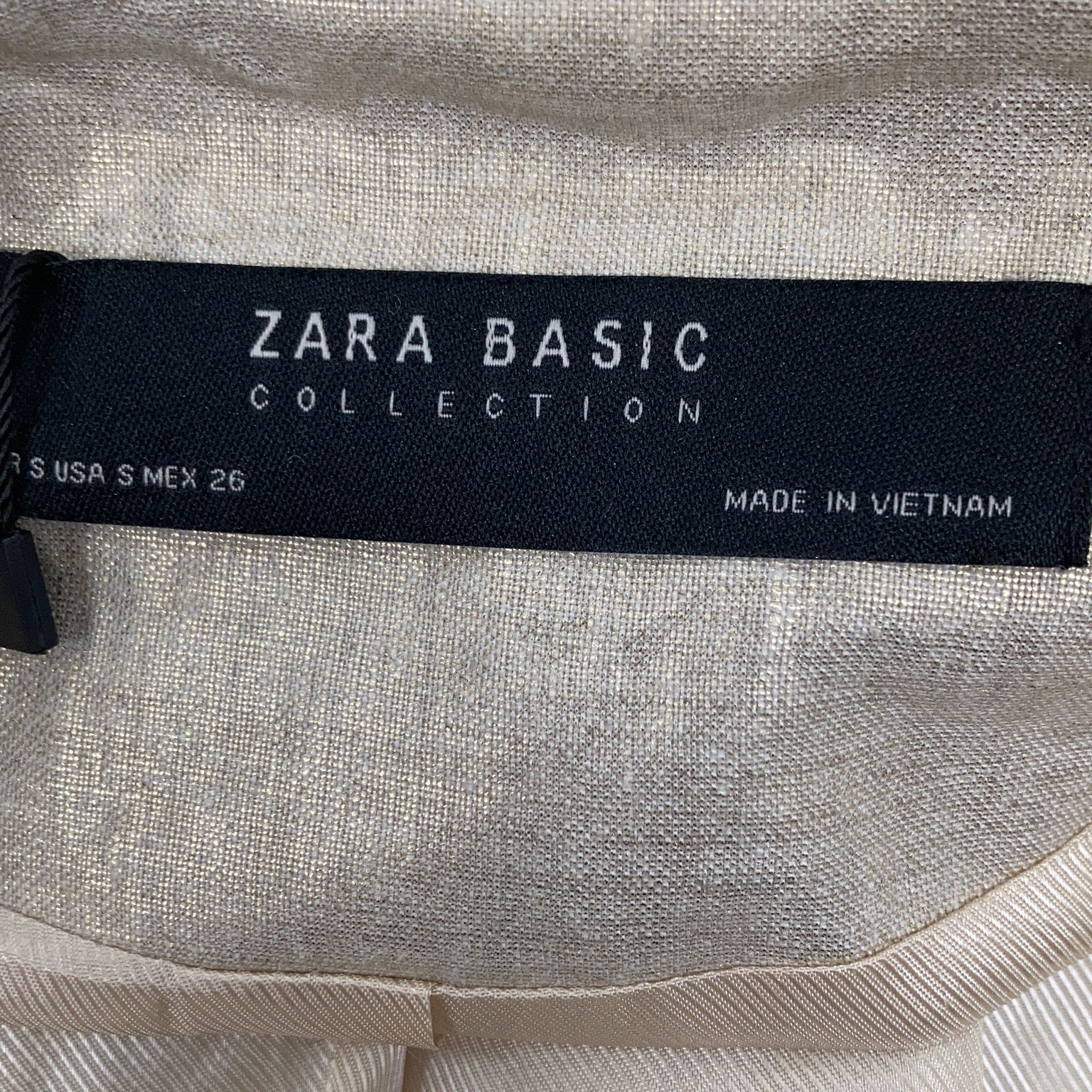 Zara Basic