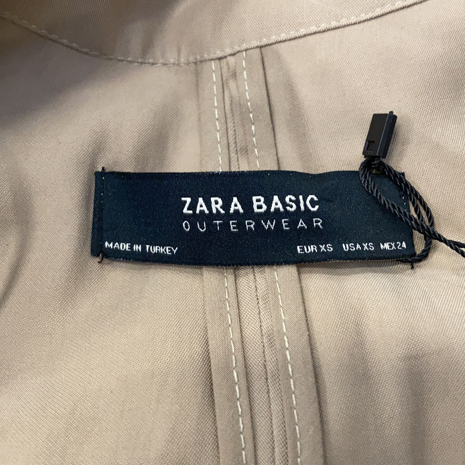 Zara Basic