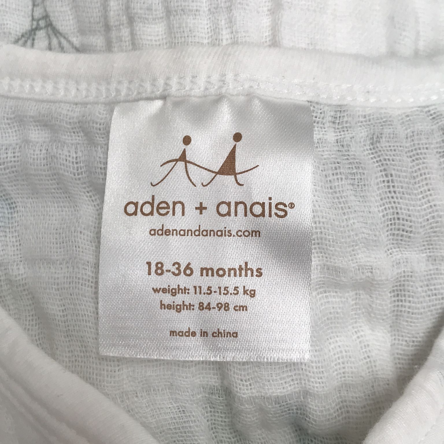 Aden  Anais