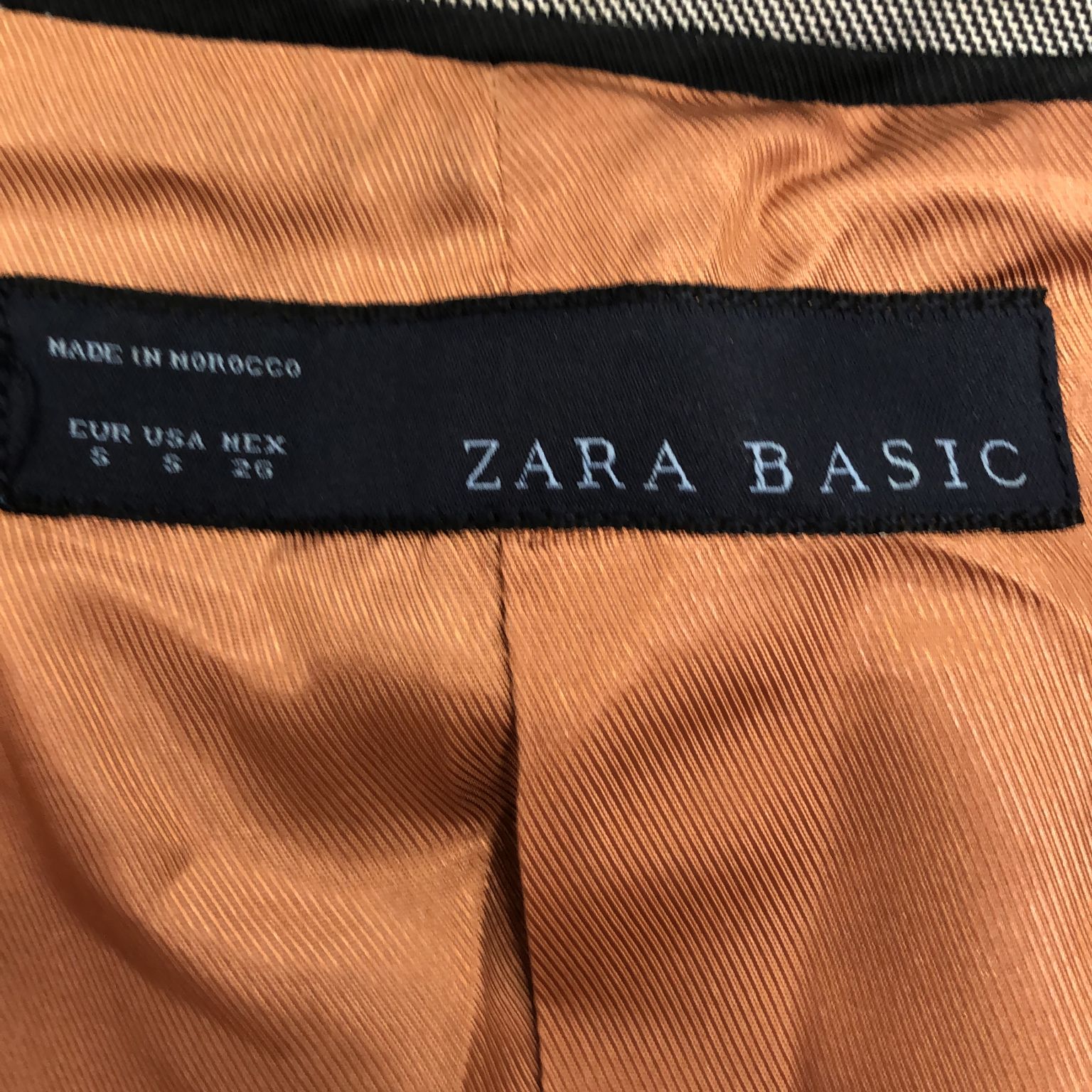 Zara Basic