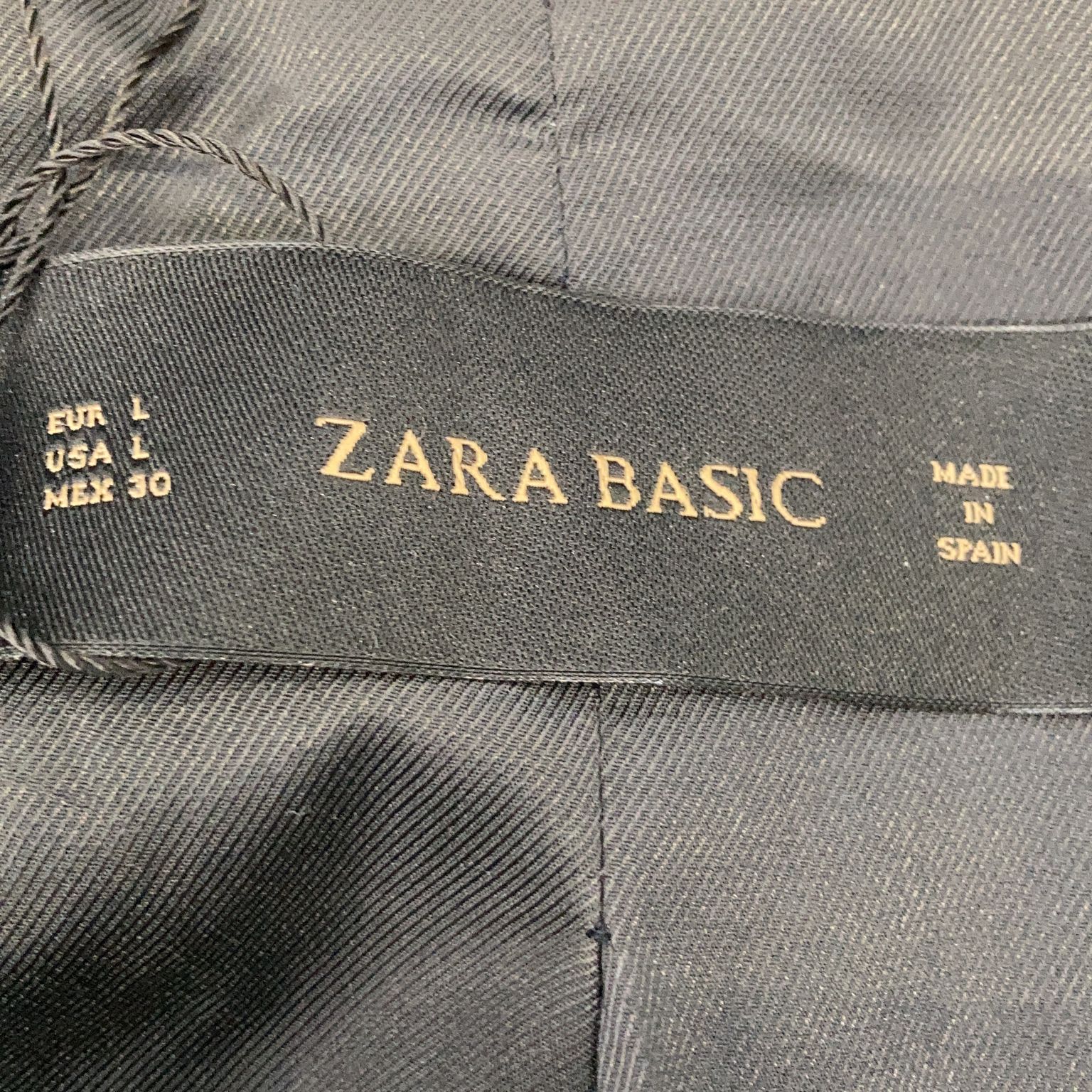 Zara Basic