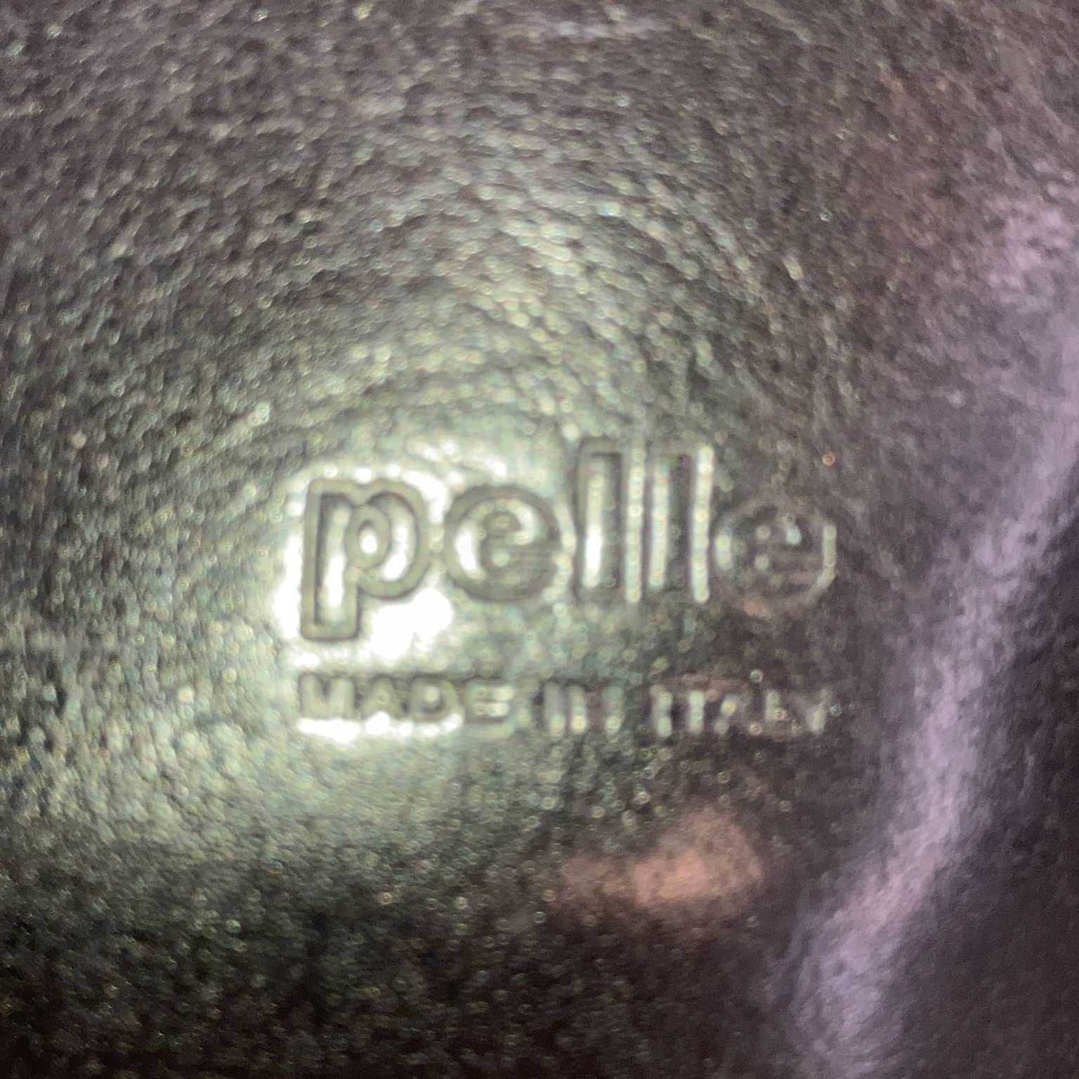 Pelle