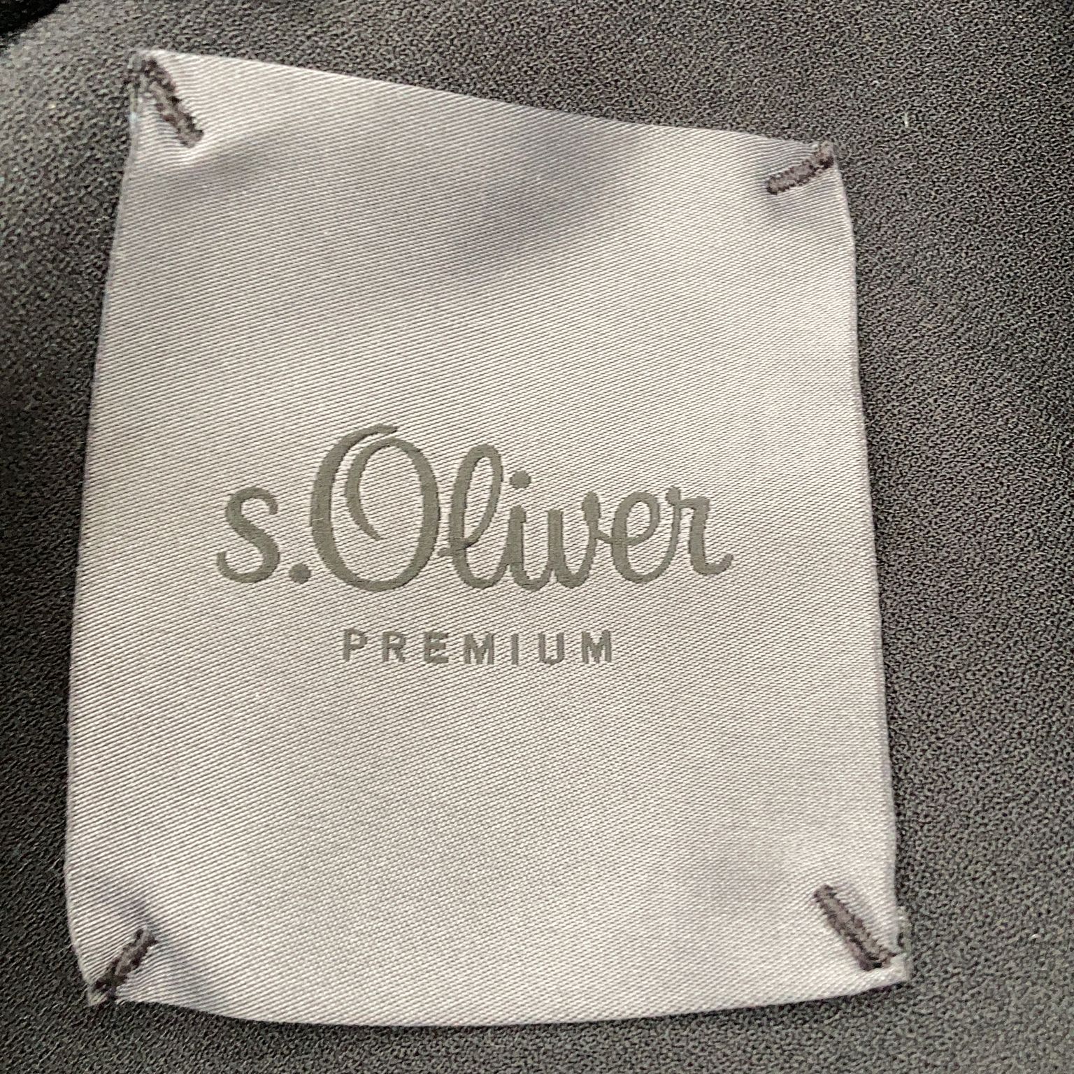 s.Oliver Premium