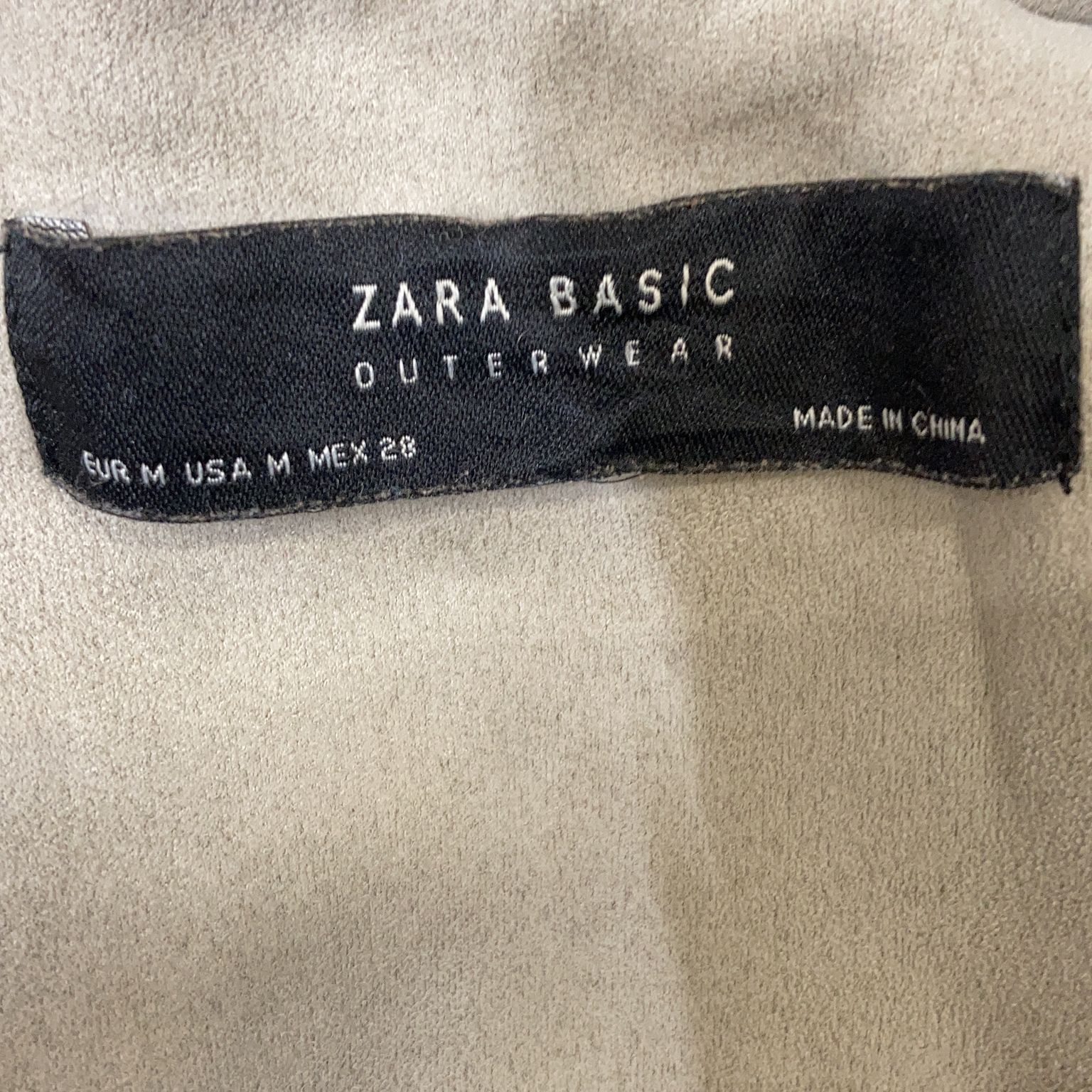 Zara Basic