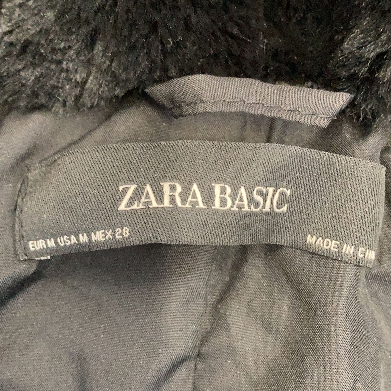 Zara Basic