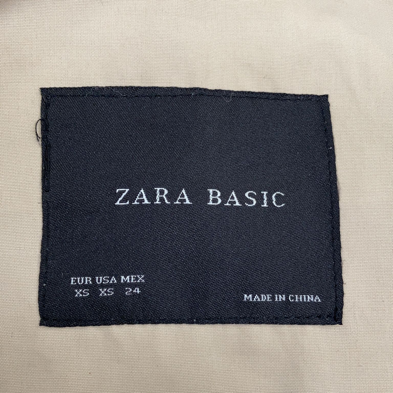 Zara Basic