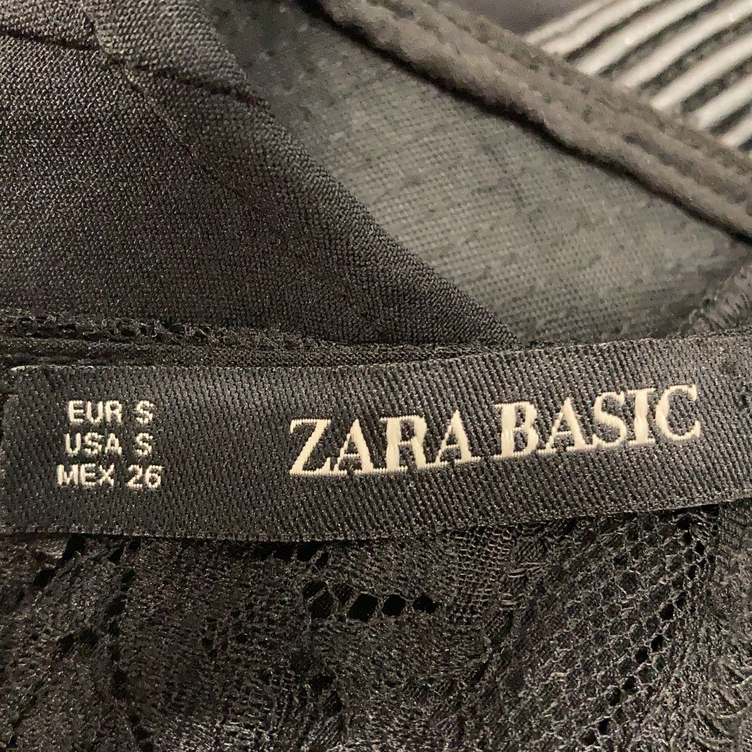 Zara Basic