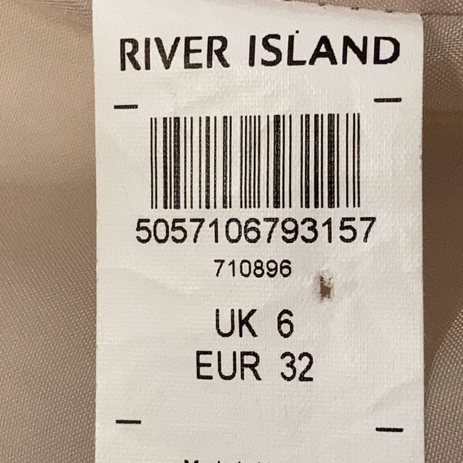 River Island