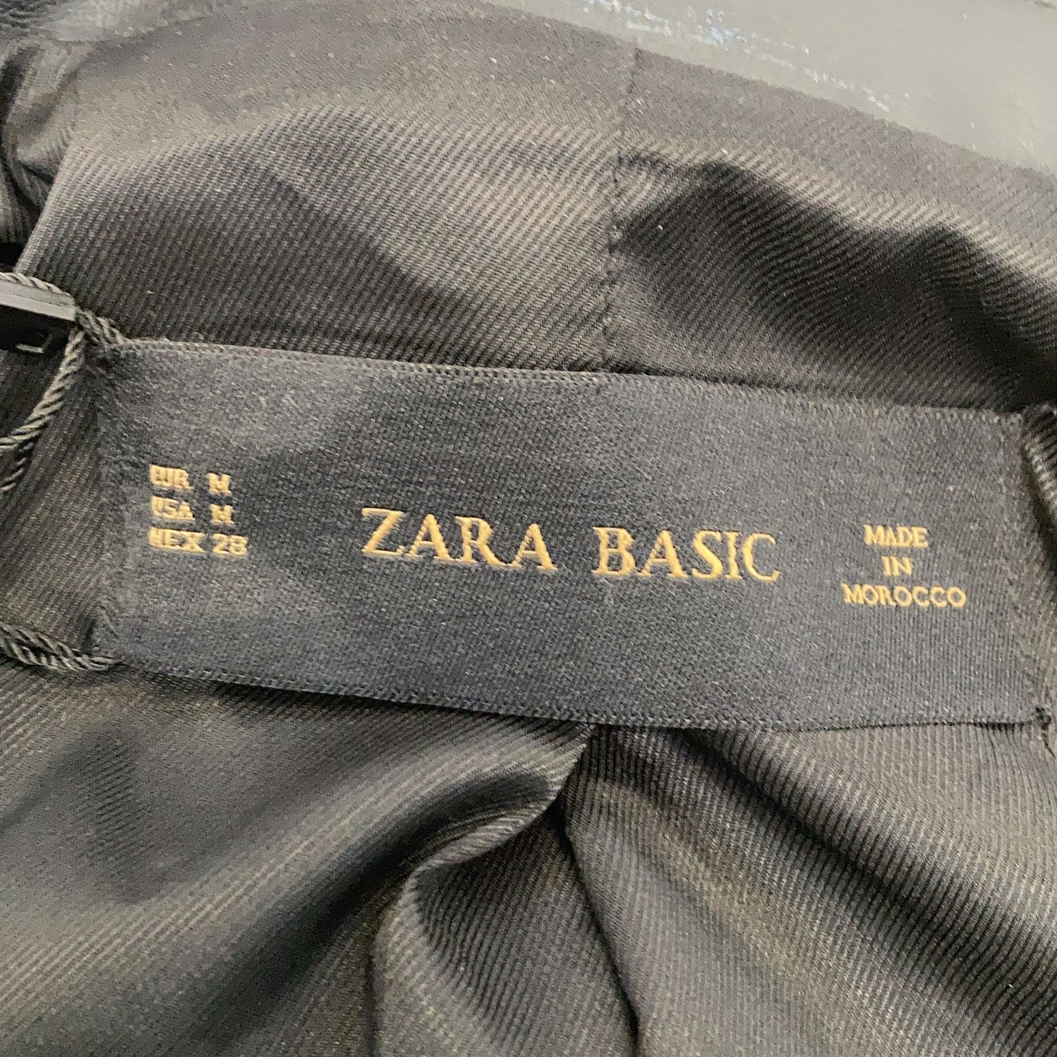 Zara Basic