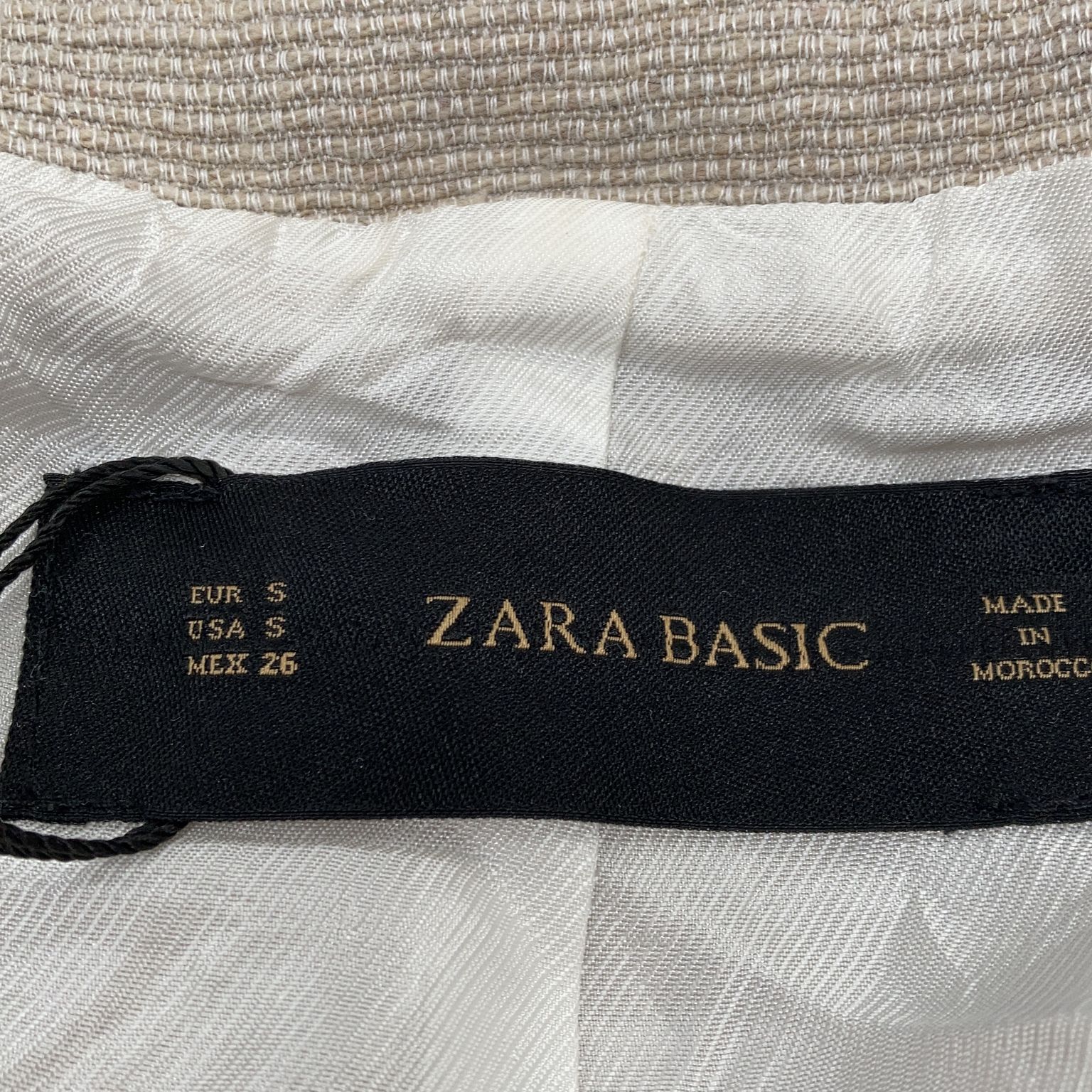 Zara Basic