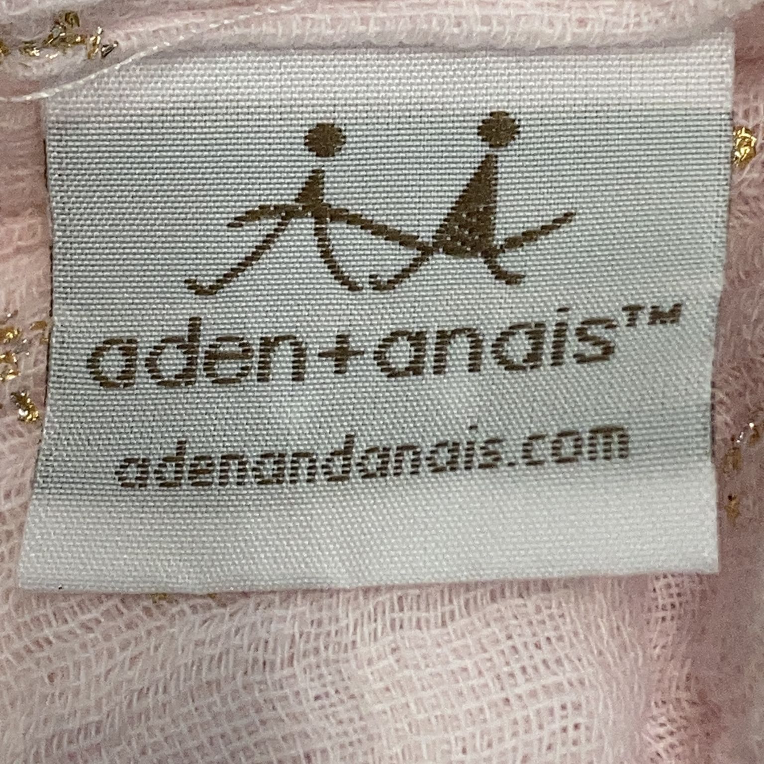 Aden  Anais