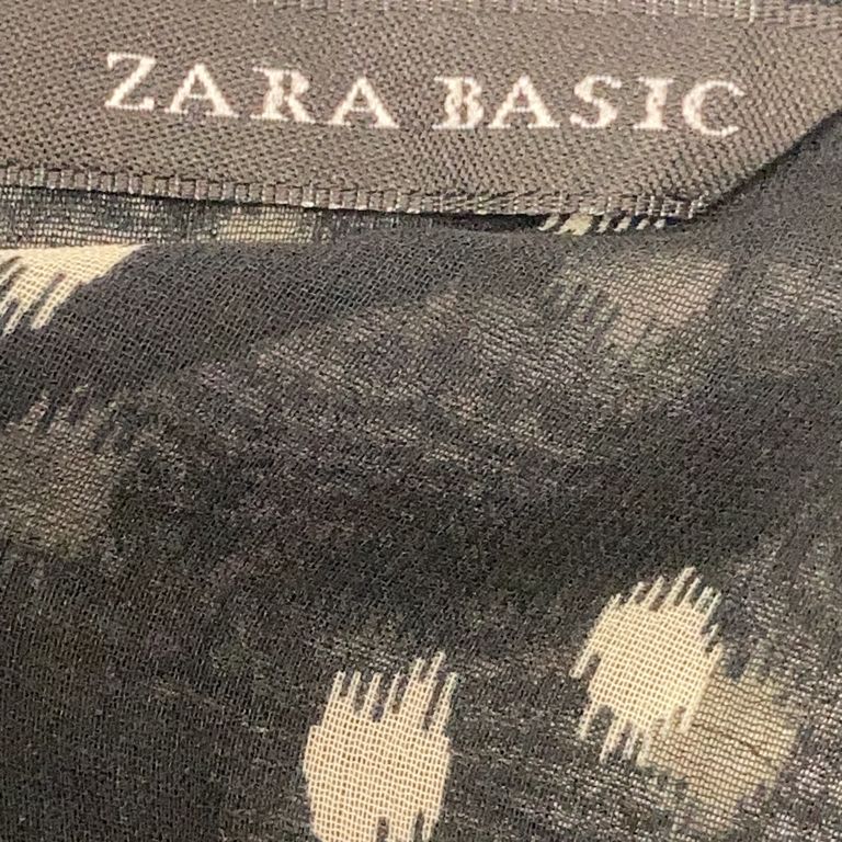 Zara Basic