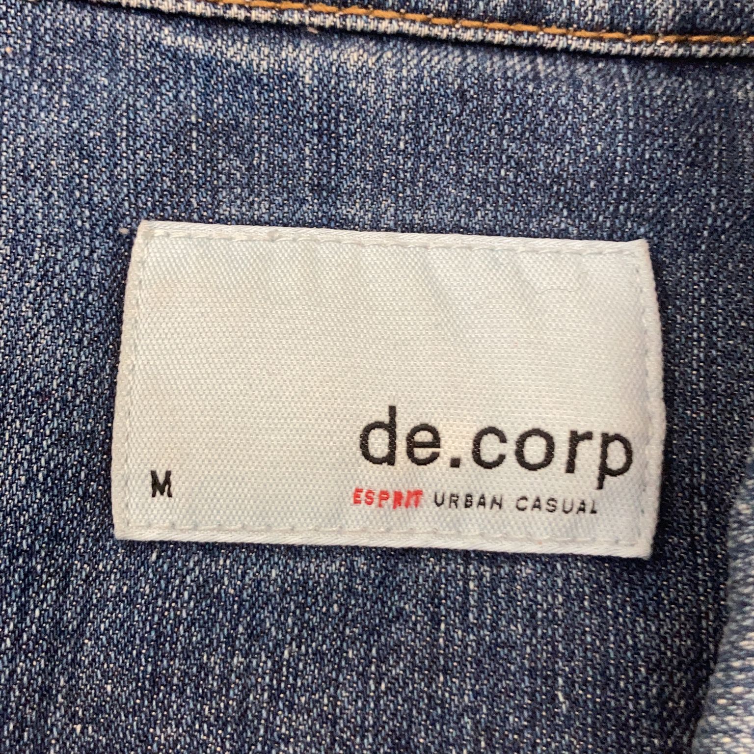 De. Corp