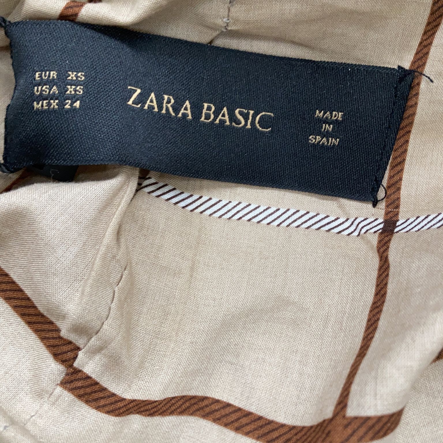 Zara Basic