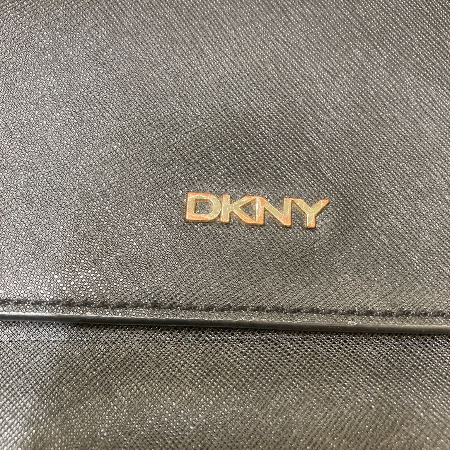 DKNY