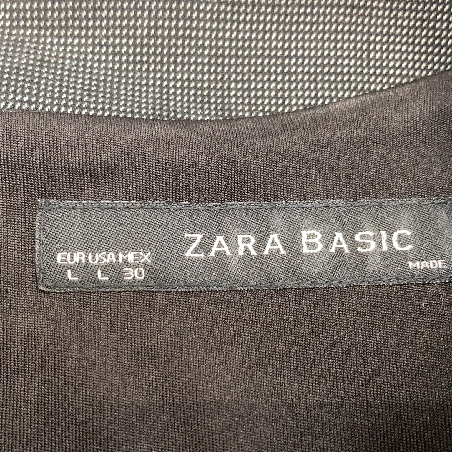 Zara Basic