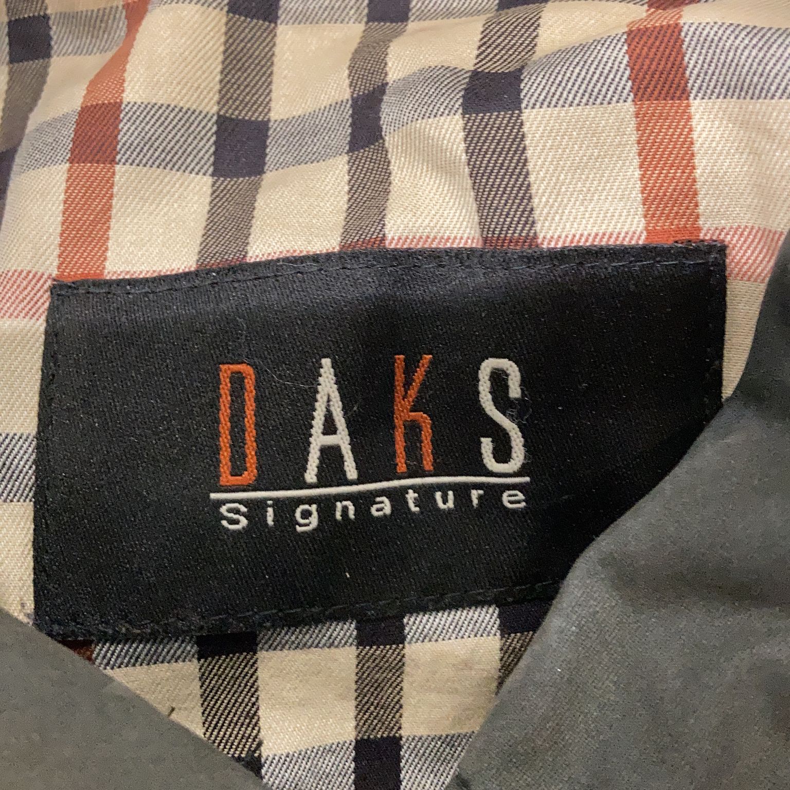 DAKS Signature