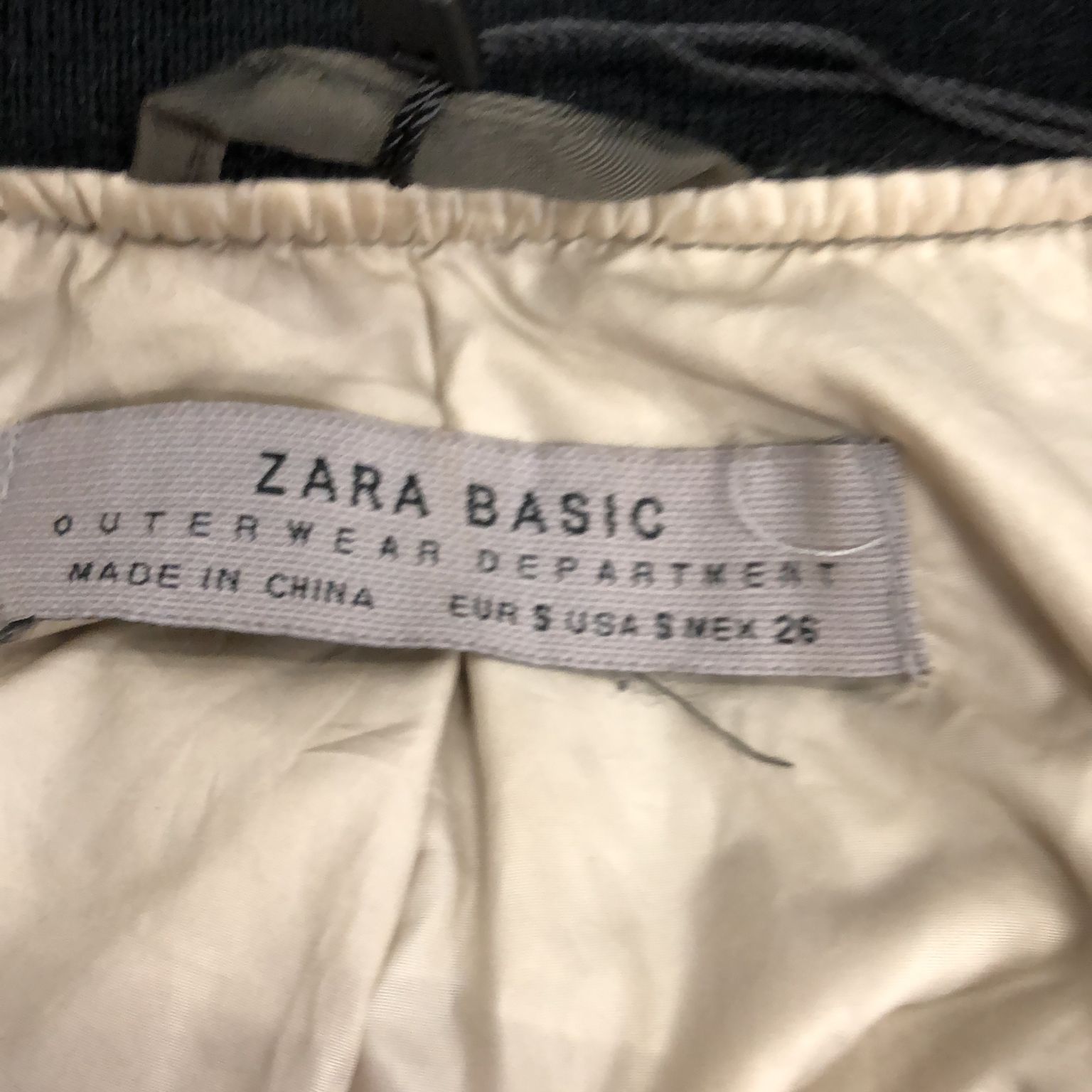 Zara Basic