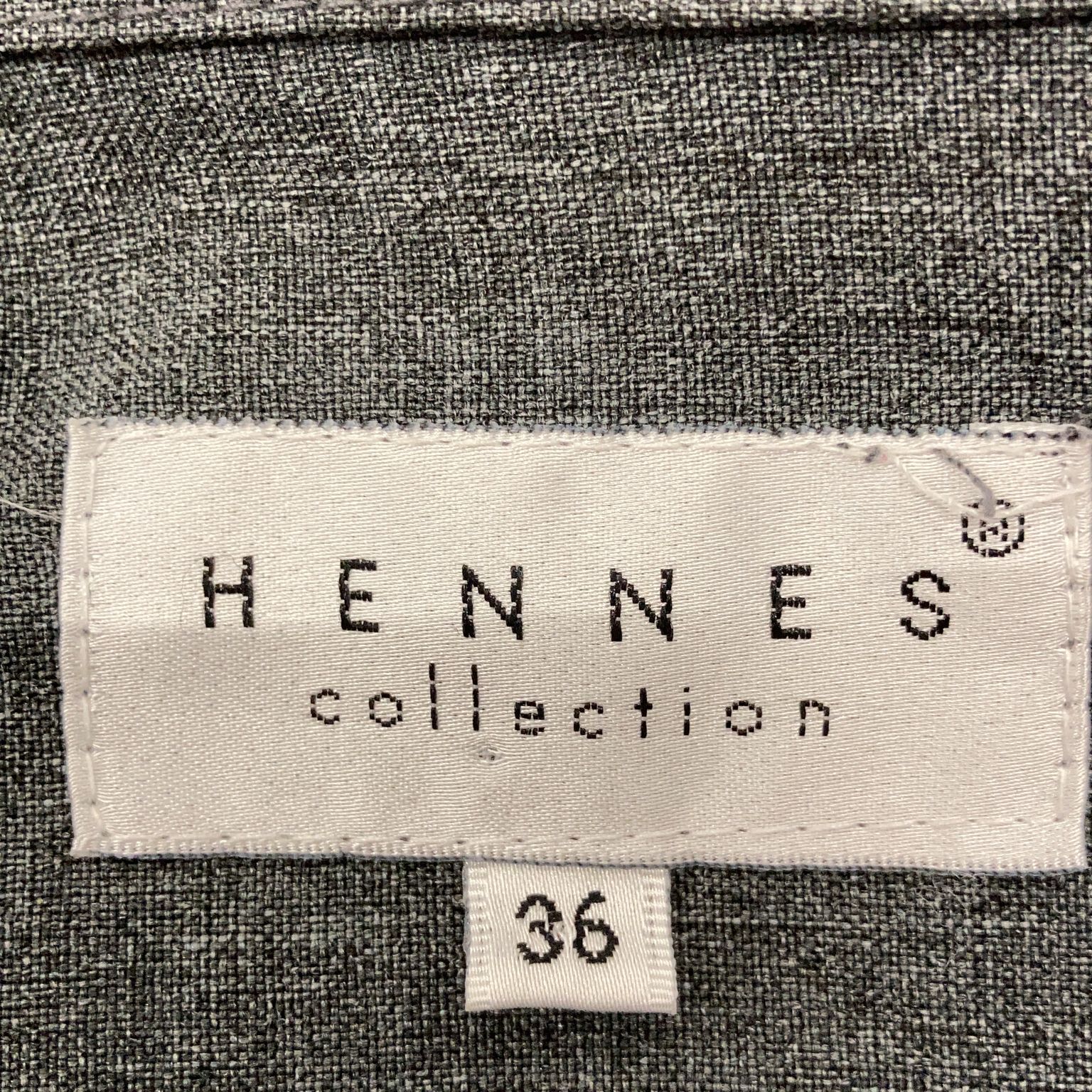 Hennes Collection