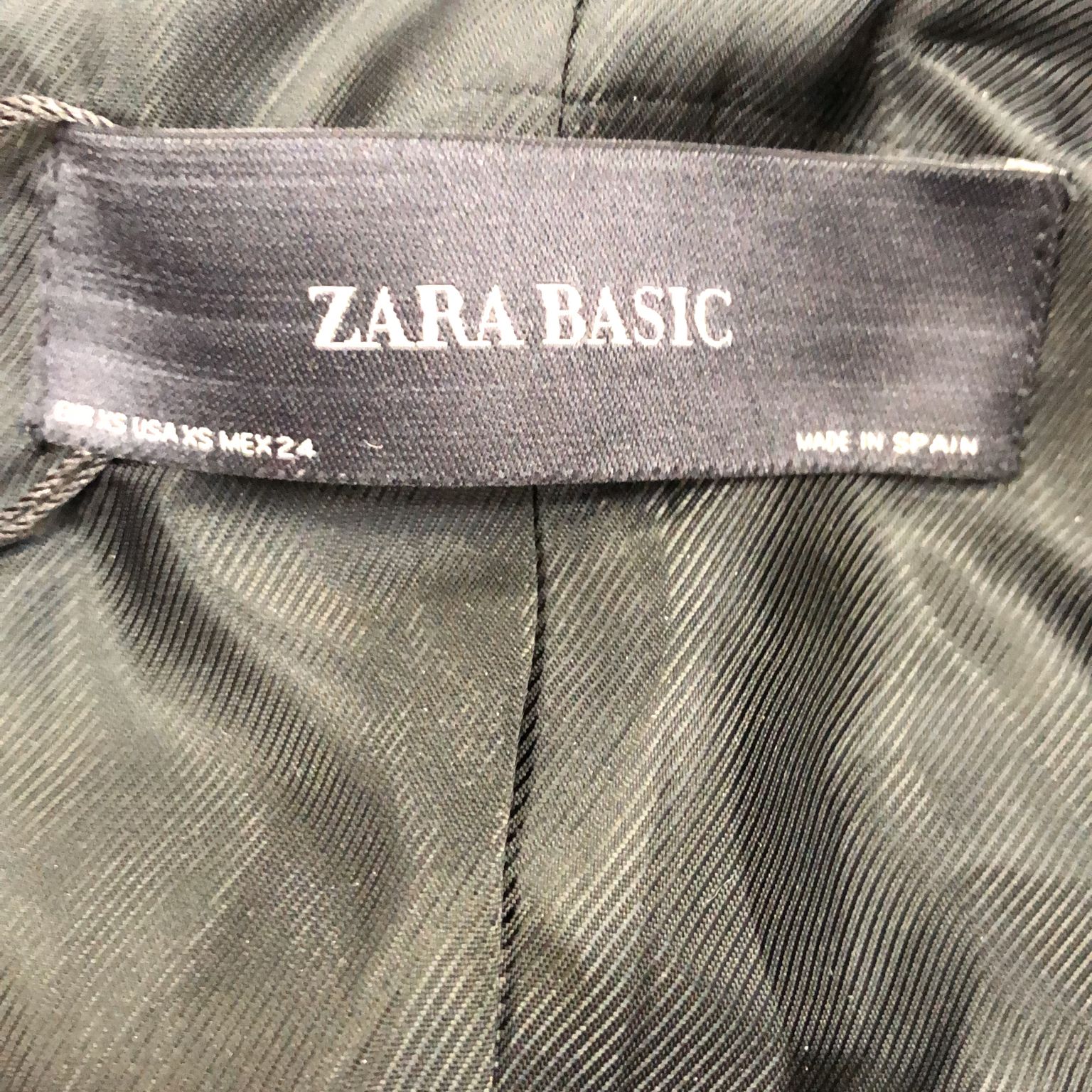 Zara Basic