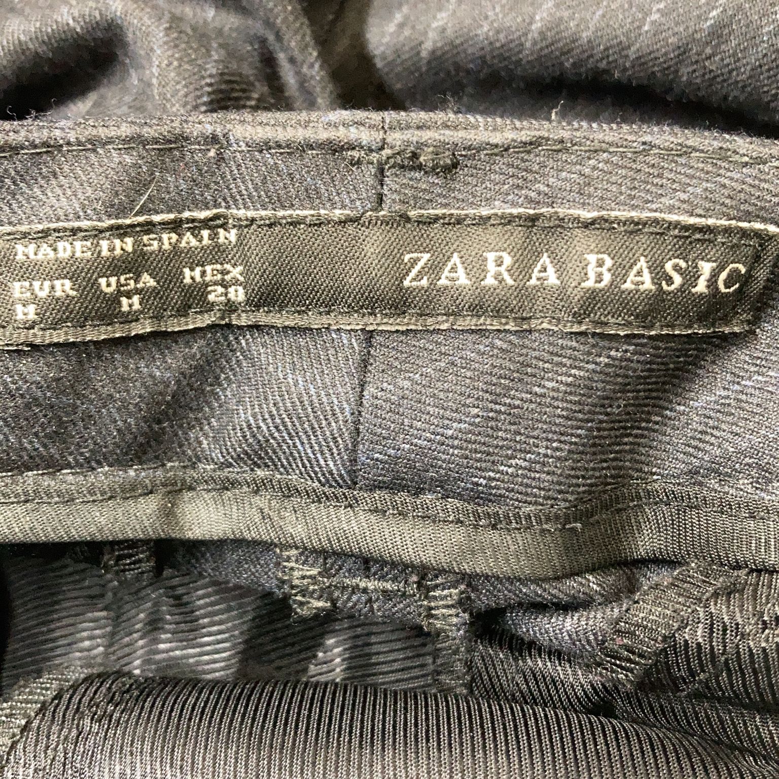 Zara Basic