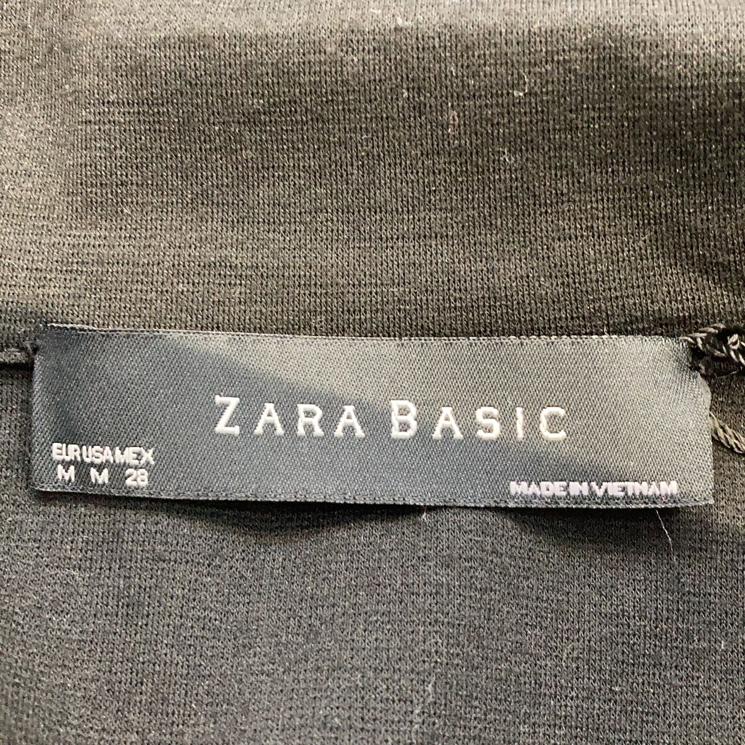 Zara Basic